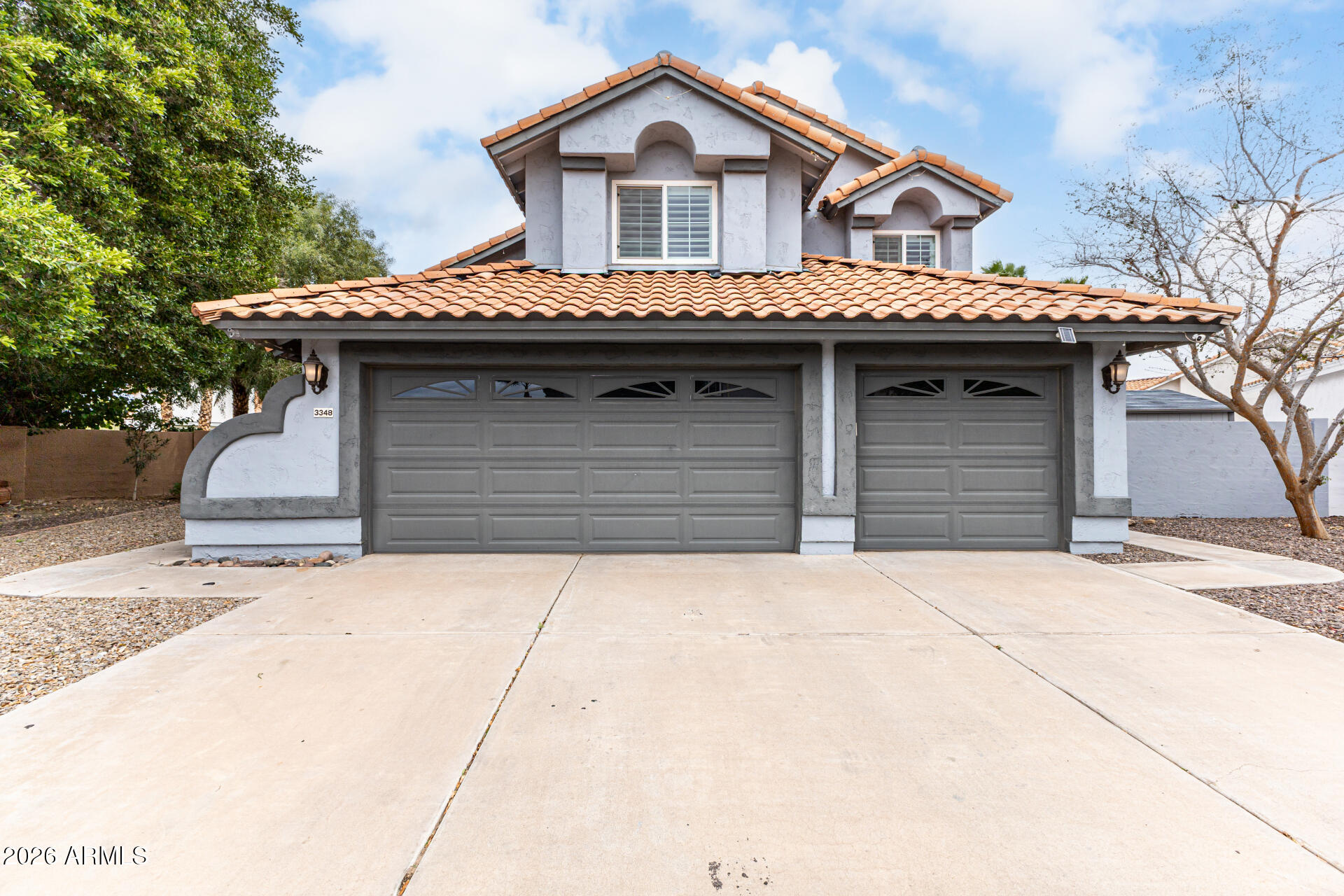 3348 E GLENHAVEN Drive