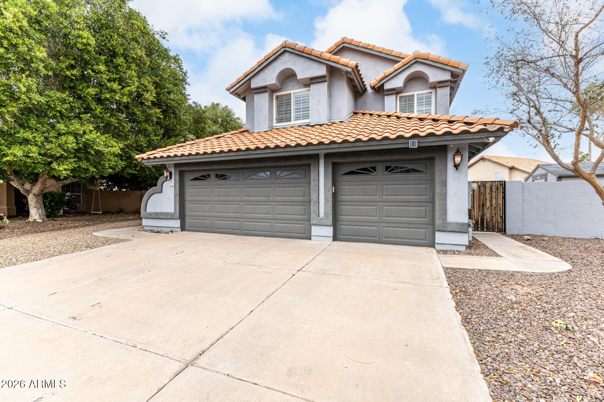 3348 E GLENHAVEN Drive