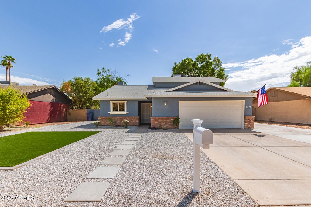 Photo of 1821 W Curry Drive, Chandler, AZ 85224 (MLS # 6920962)