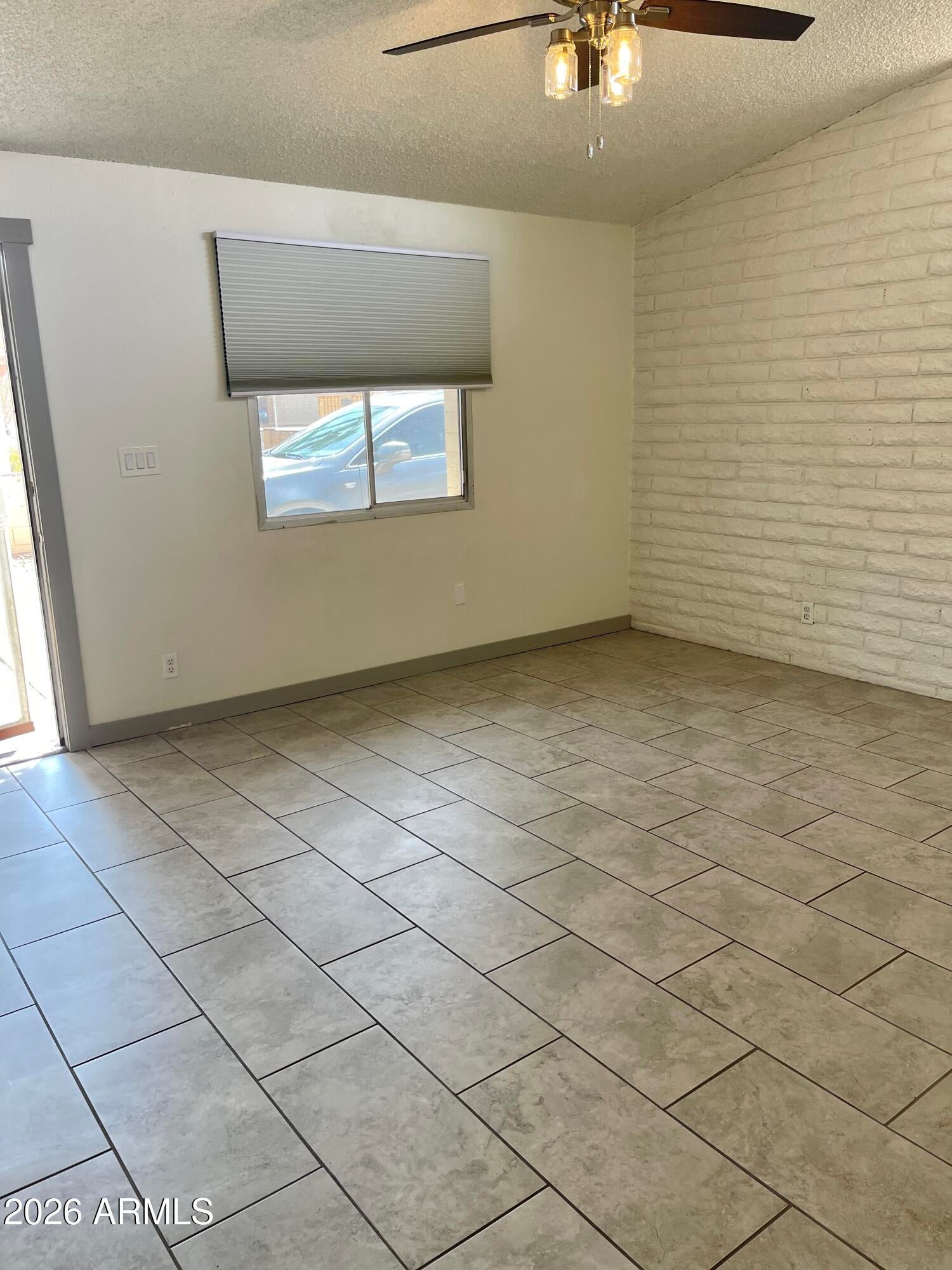 1238 W Malibu Drive