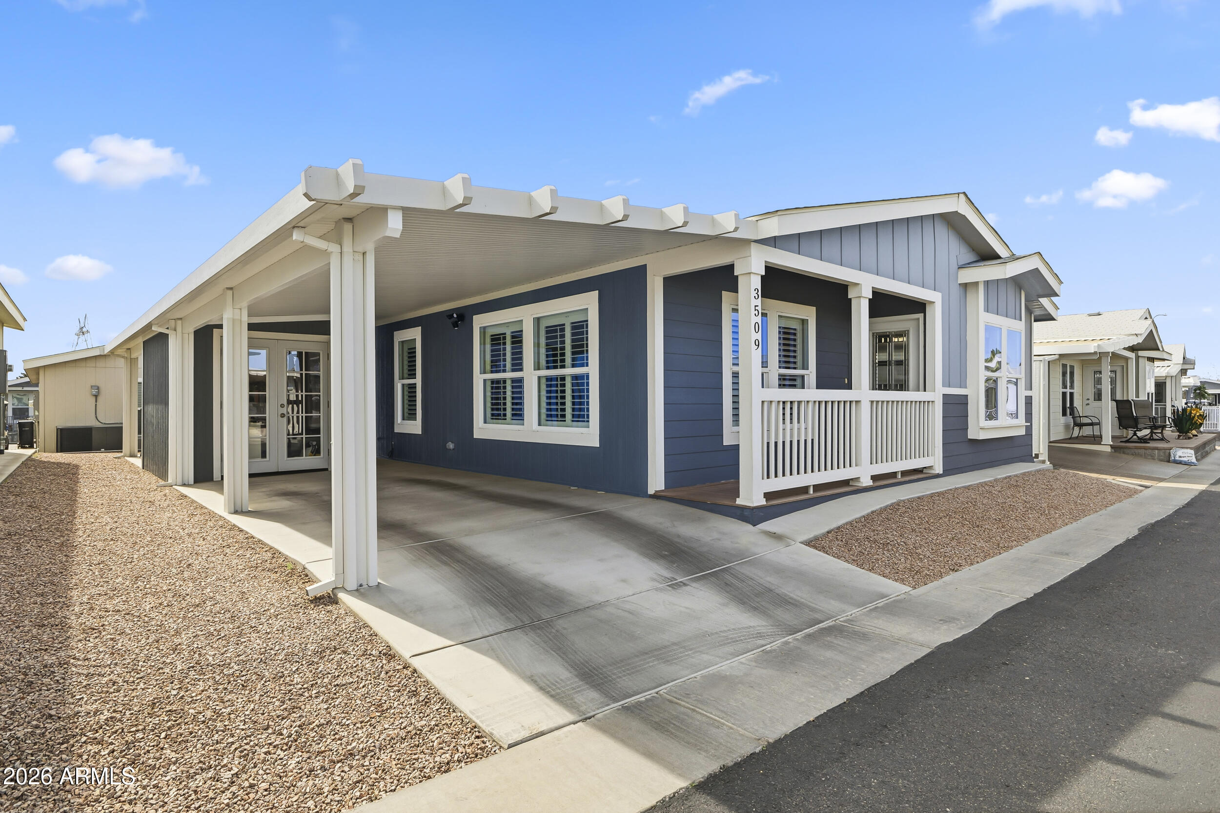 650 N Hawes Road Road 3509