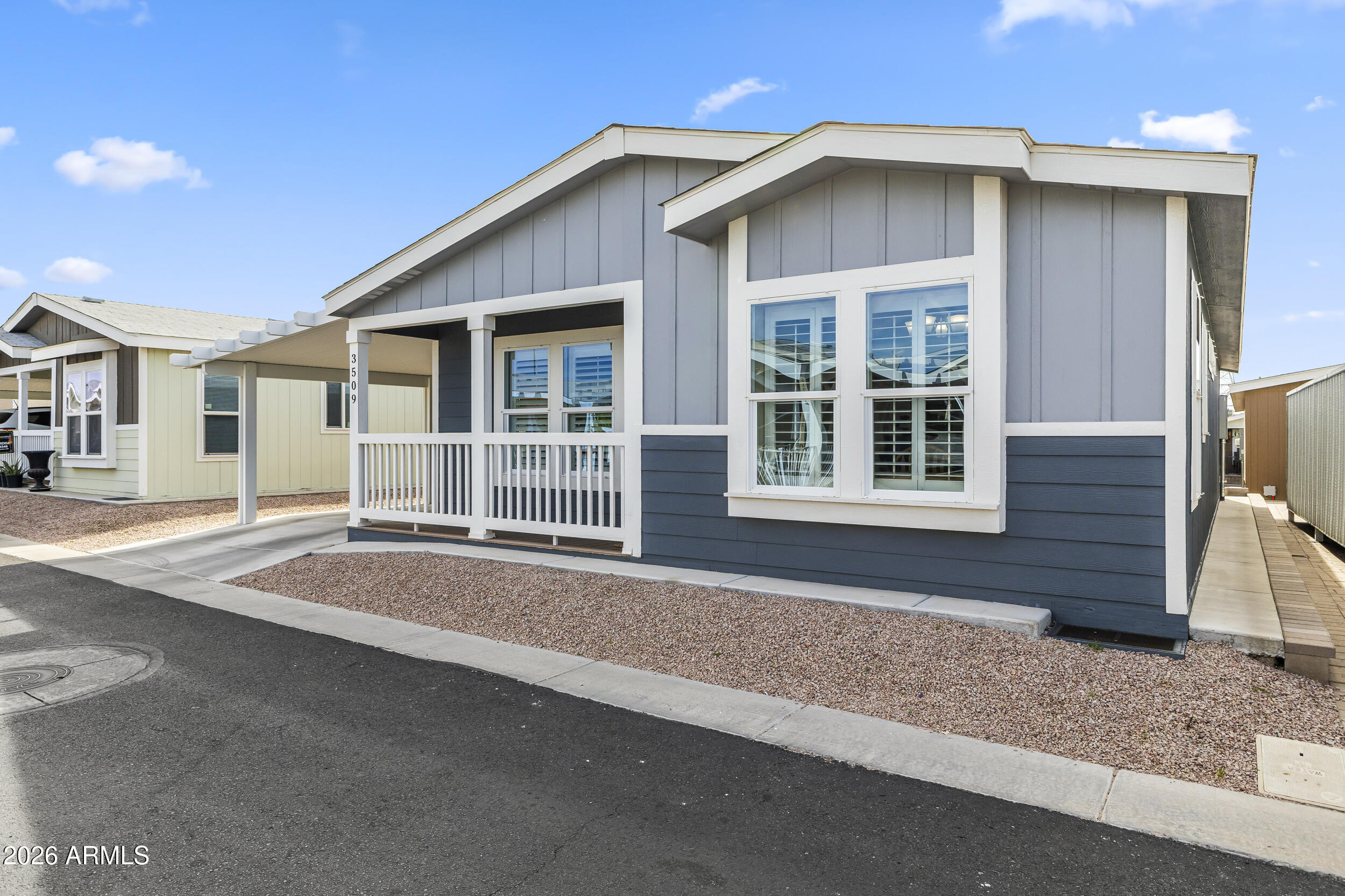 650 N Hawes Road Road 3509