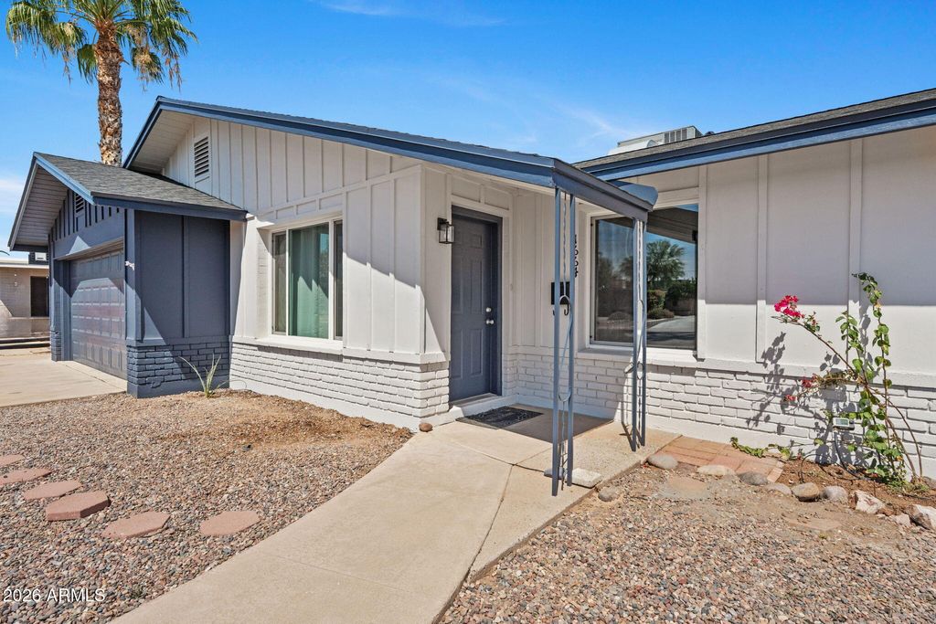 Photo of 1664 E Del Rio Drive, Tempe, AZ 85282 (MLS # 7008500)