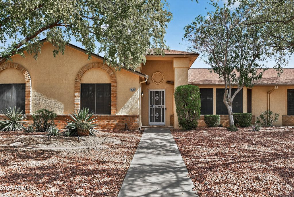 Photo of 18207 N 136th Avenue, Sun City West, AZ 85375 (MLS # 6932148)
