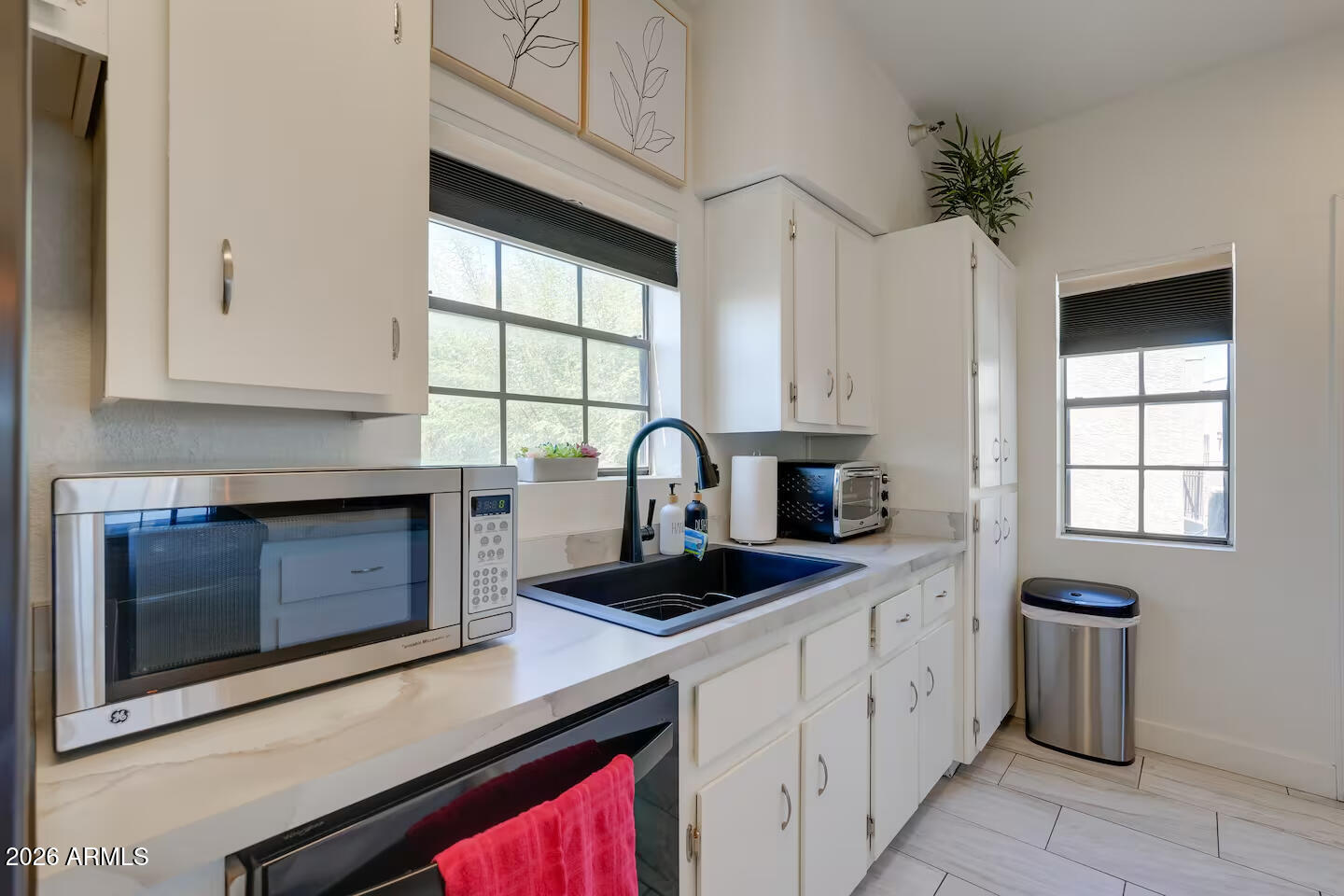 8020 E THOMAS Road 318