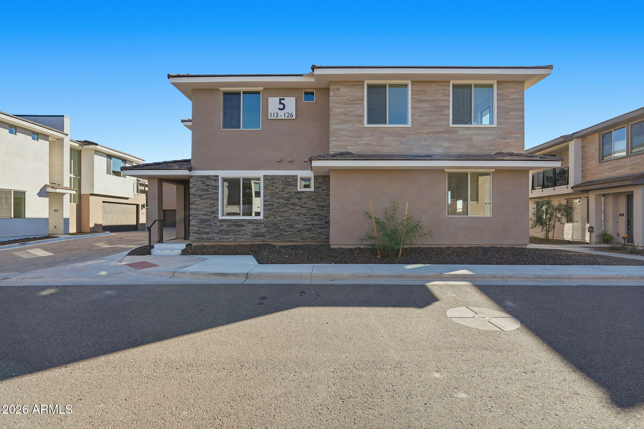 2121 W Sonoran Desert Drive 113