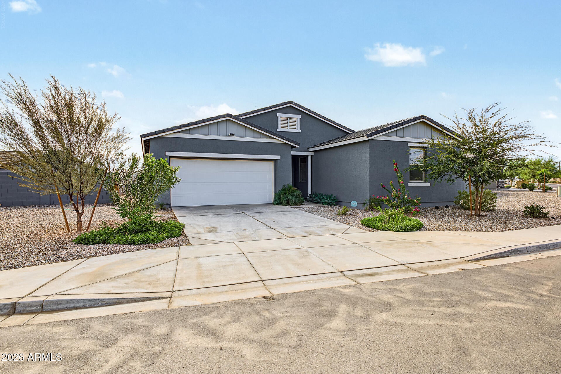 Properties 4 47501 W Pecan Woods --