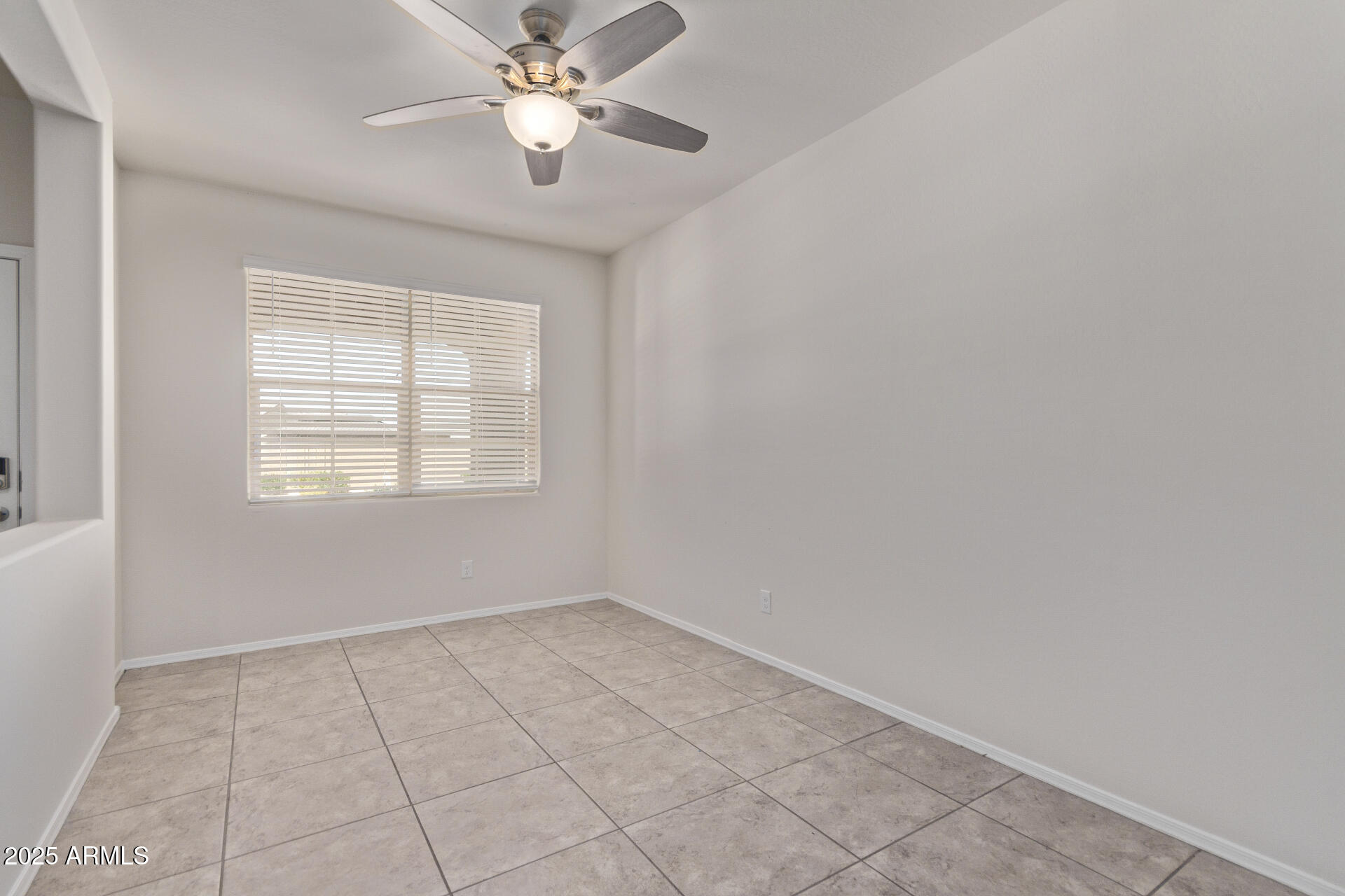 2403 E ALIDA Trail