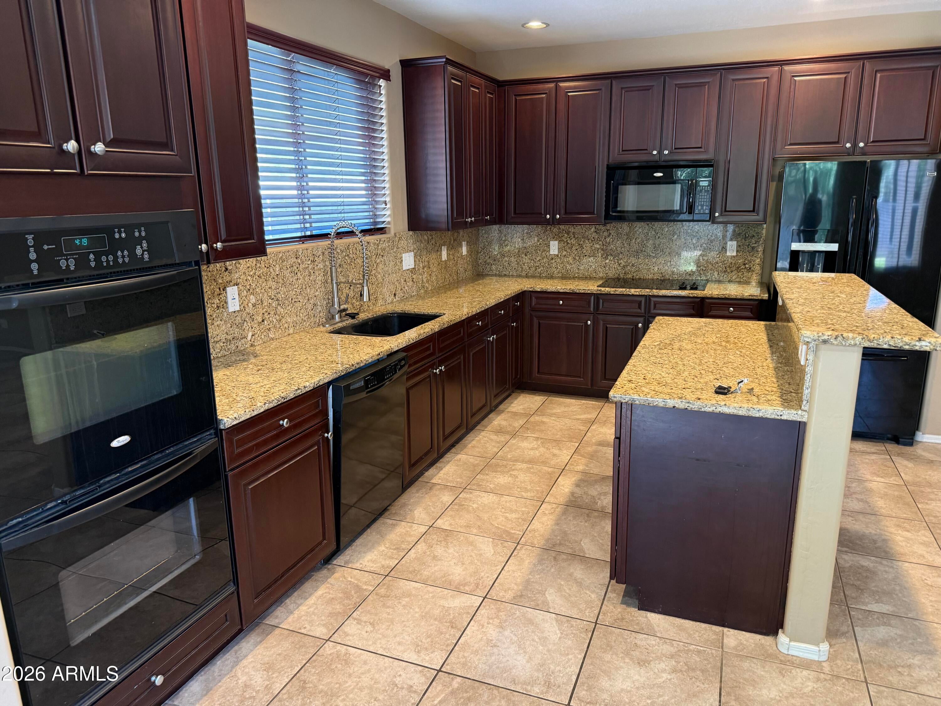 3594 E GARY Way