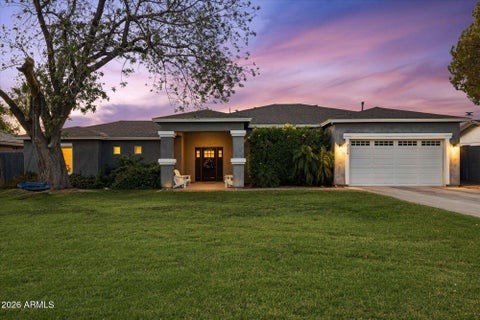Photo of 3324 E Osborn Road, Phoenix, AZ 85018 (MLS # 7036365)
