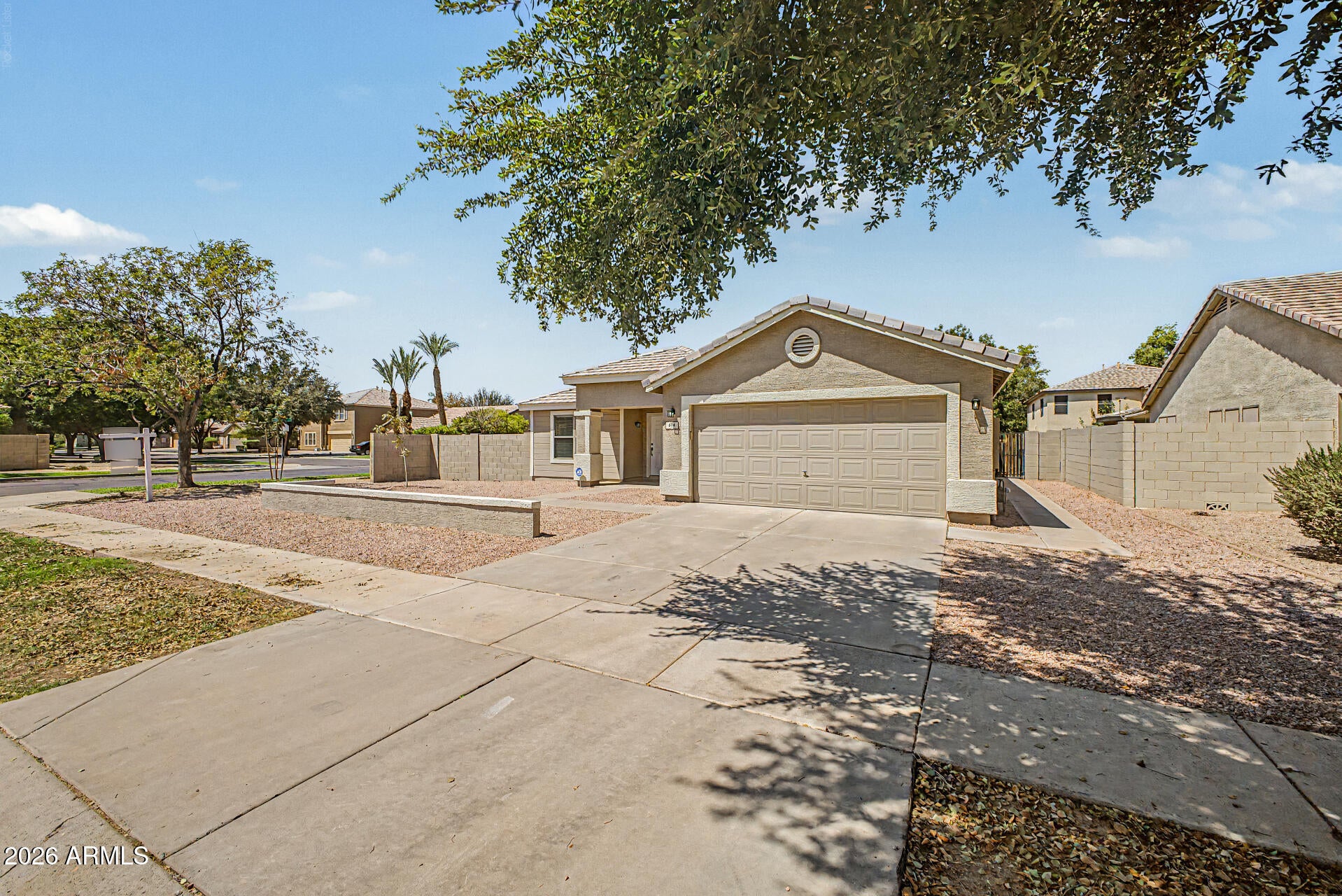 674 W ORCHARD Way