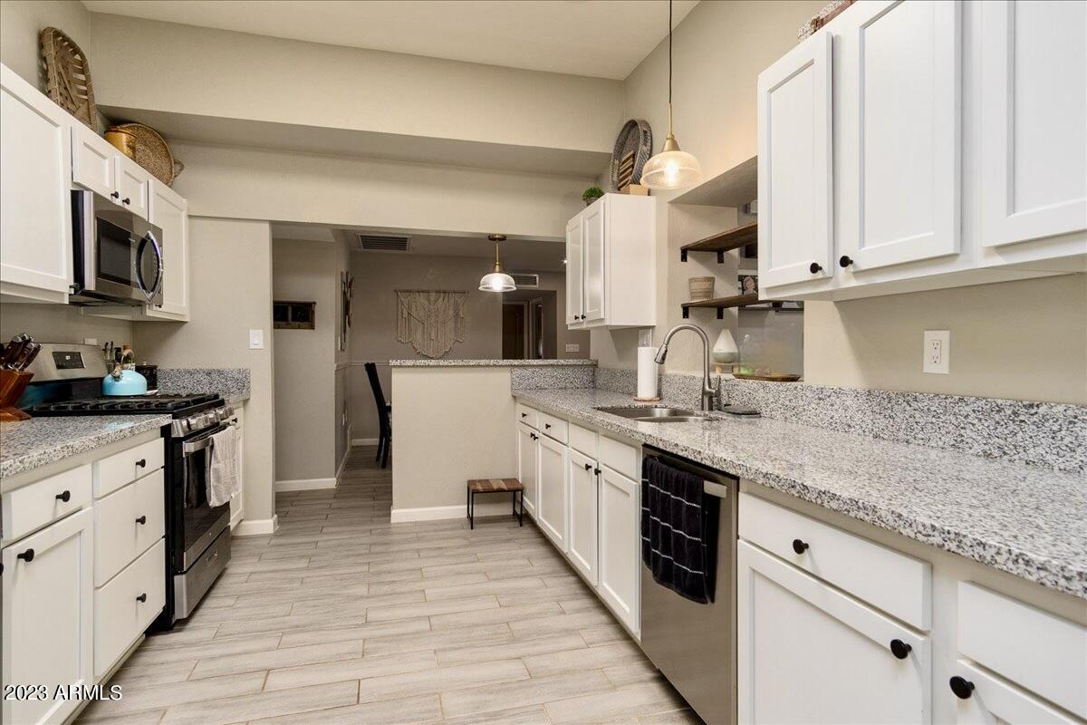VILLAGE MEADOWS ESTATES - Residential