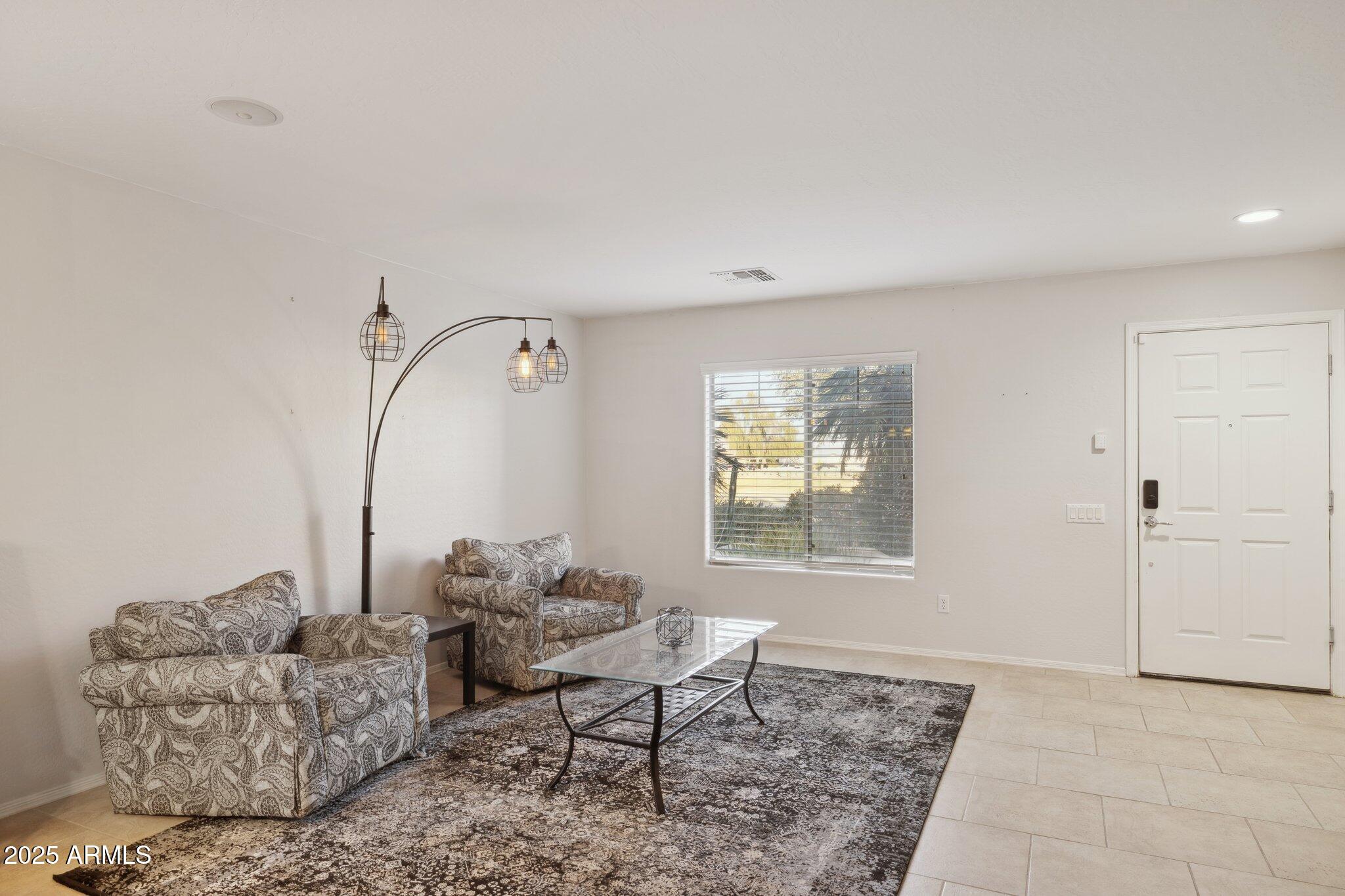 43459 W MARICOPA Avenue