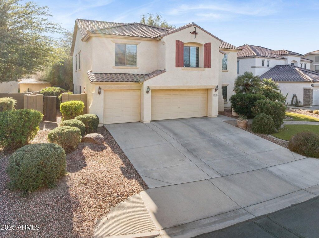 Photo of 43459 W Maricopa Avenue, Maricopa, AZ 85138 (MLS # 6962304)