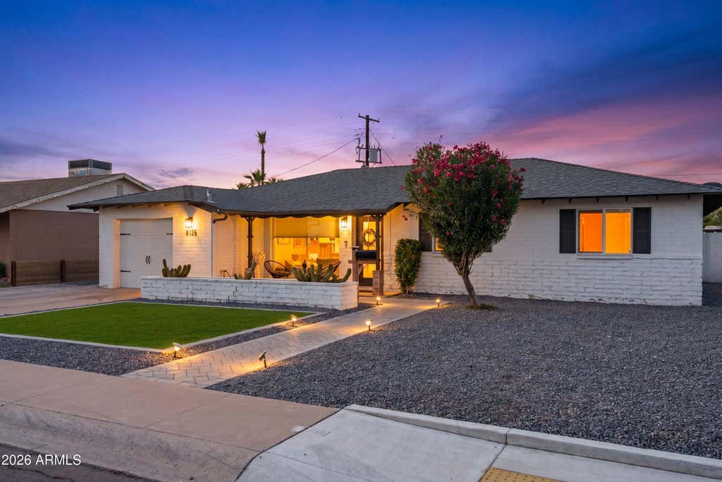 Photo of 8125 E Palm Lane, Scottsdale, AZ 85257 (MLS # 7037630)