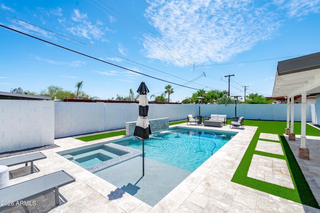 Photo of 8125 E Palm Lane, Scottsdale, AZ 85257 (MLS # 7037630)