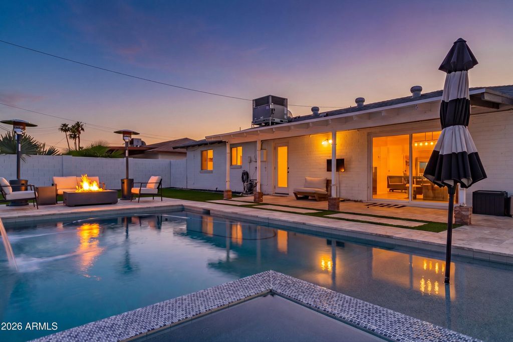 Photo of 8125 E Palm Lane, Scottsdale, AZ 85257 (MLS # 7037630)
