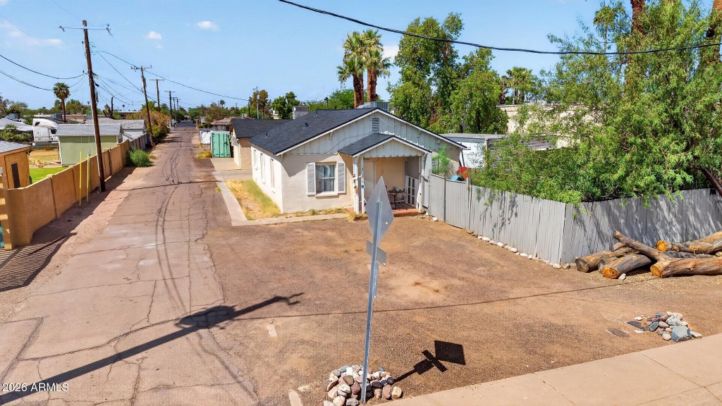 Photo of 816 S Wilson Street S, Tempe, AZ 85281 (MLS # 7082673)