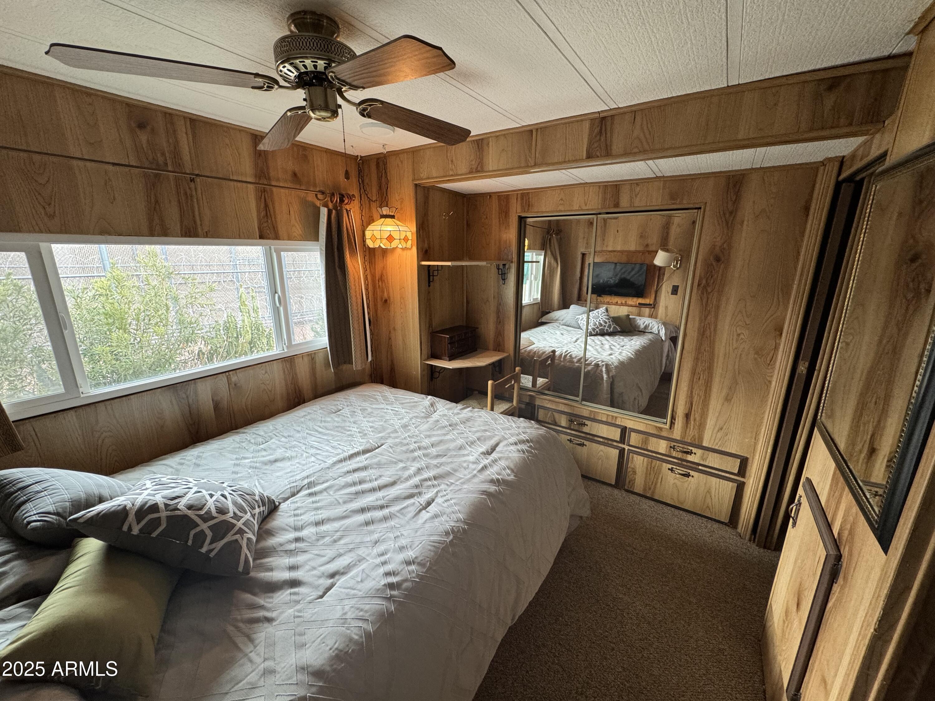 419 E PALO VERDE Lane