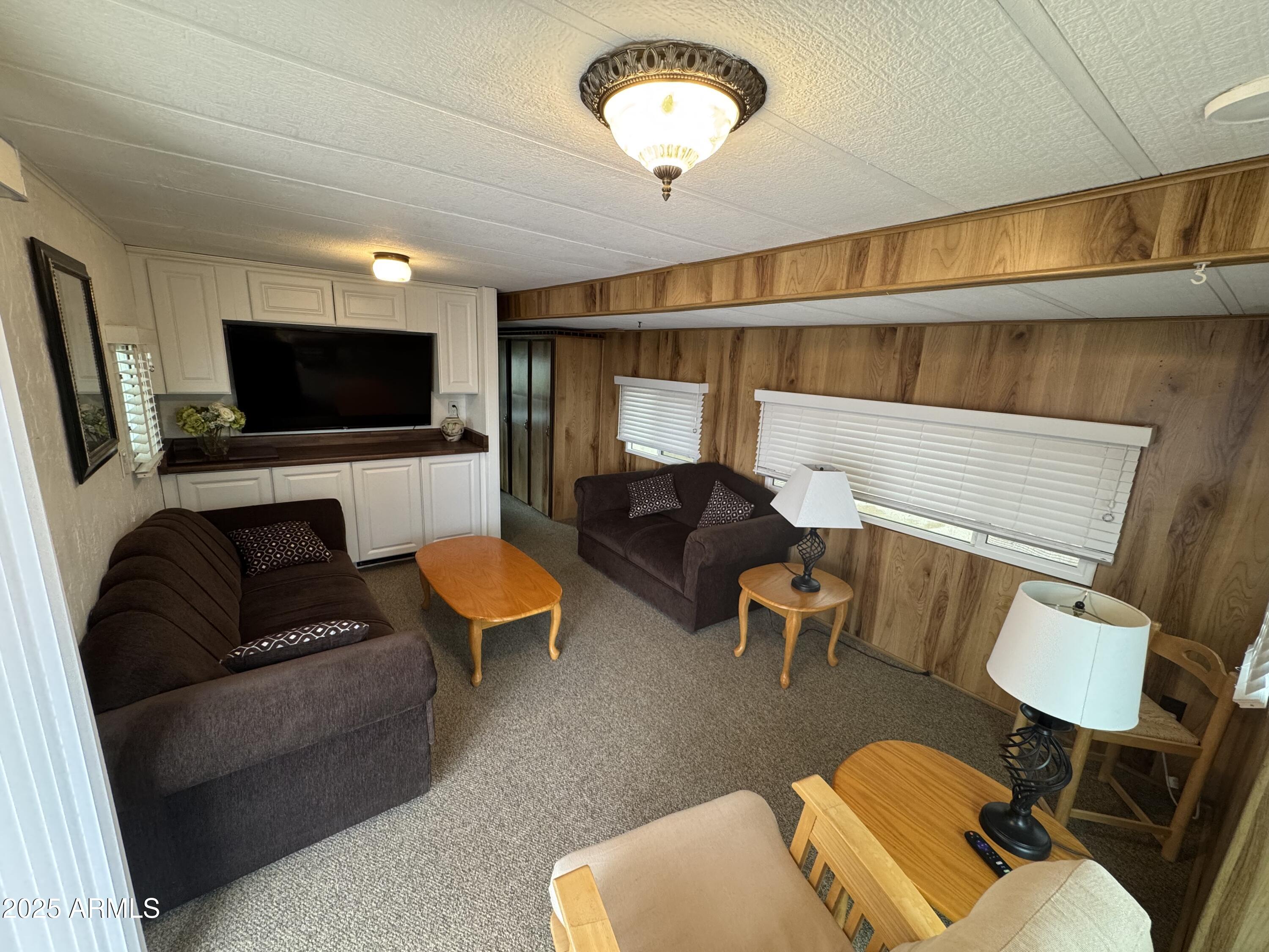 419 E PALO VERDE Lane