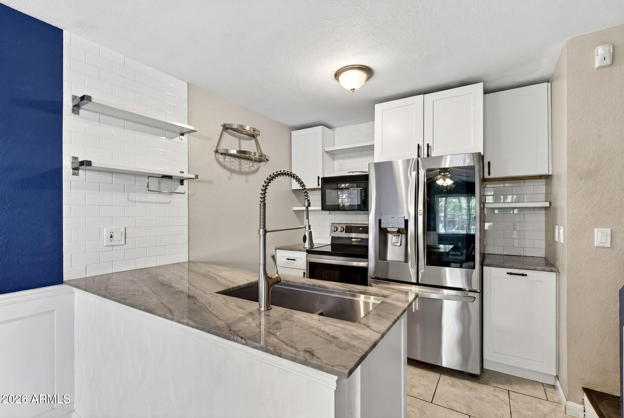510 N ALMA SCHOOL Road 210