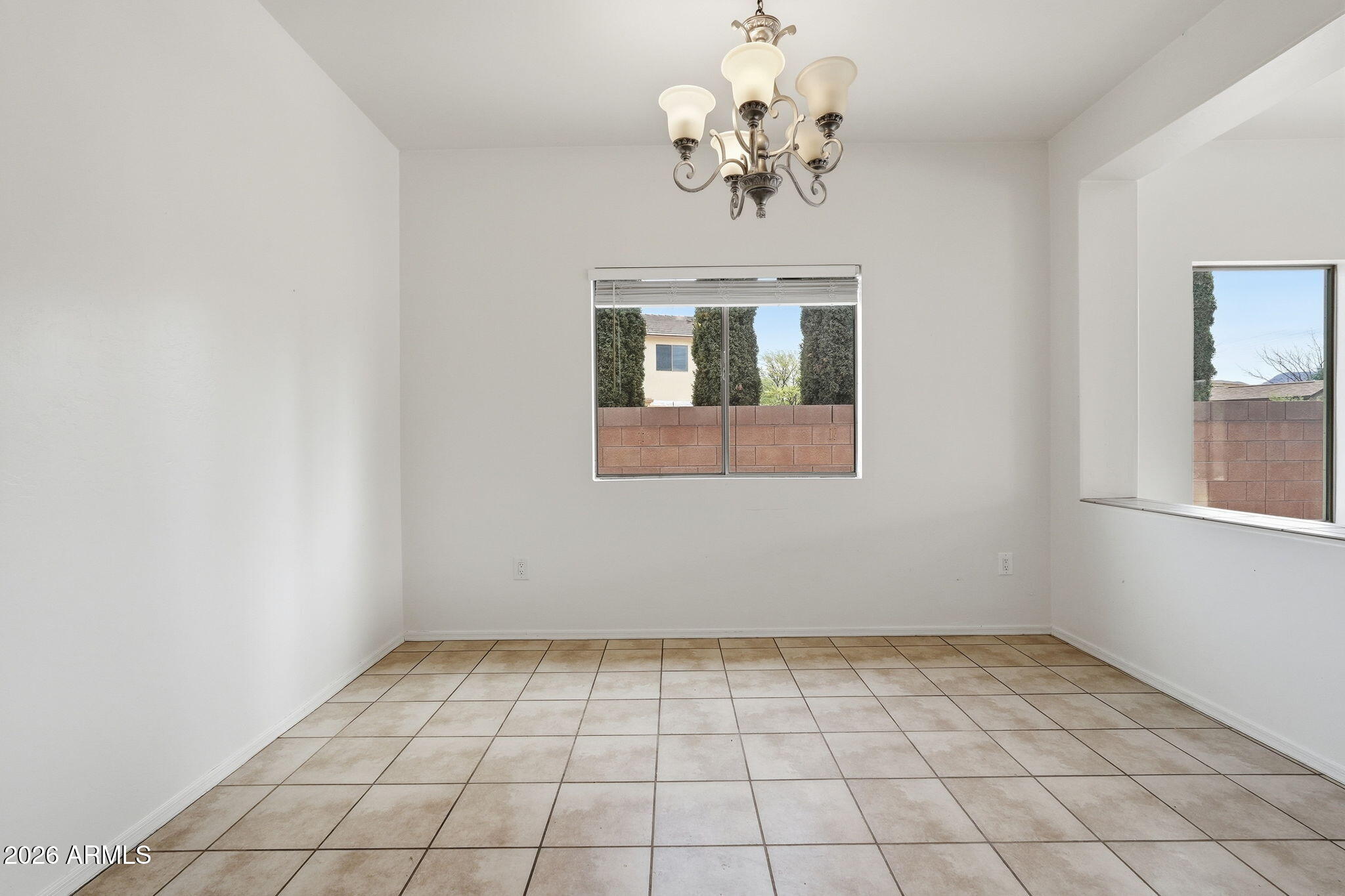 2090 W Cave Cotton Loop