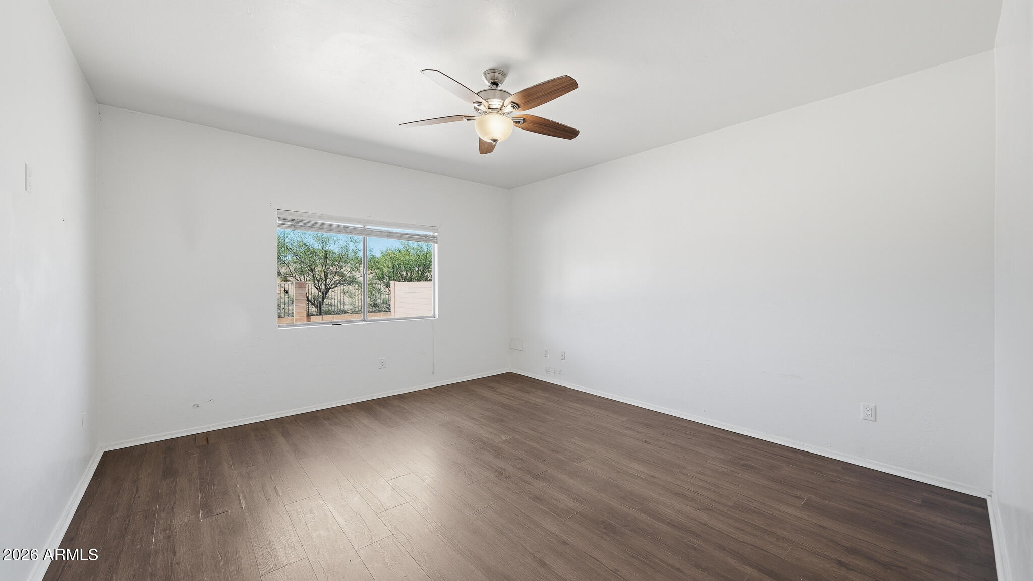 2090 W Cave Cotton Loop