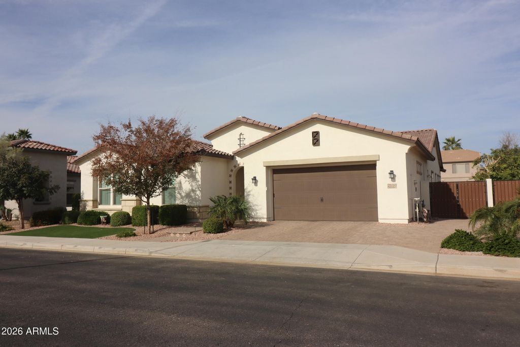 Photo of 2110 E Aquarius Place, Chandler, AZ 85249 (MLS # 6972366)