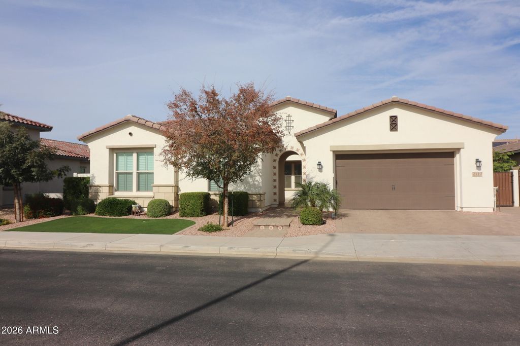 Photo of 2110 E Aquarius Place, Chandler, AZ 85249 (MLS # 6972366)