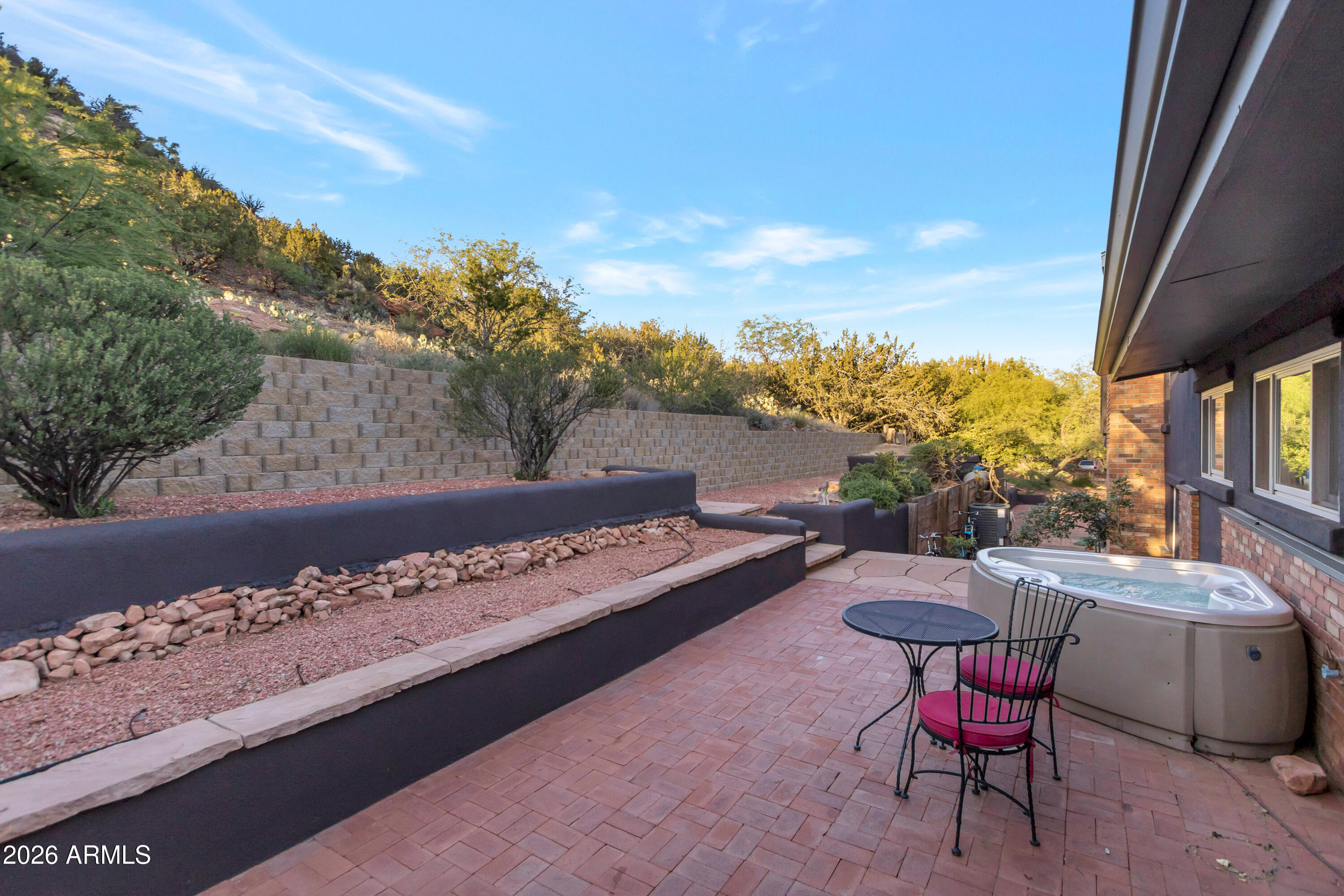 OAK CREEK - Residential