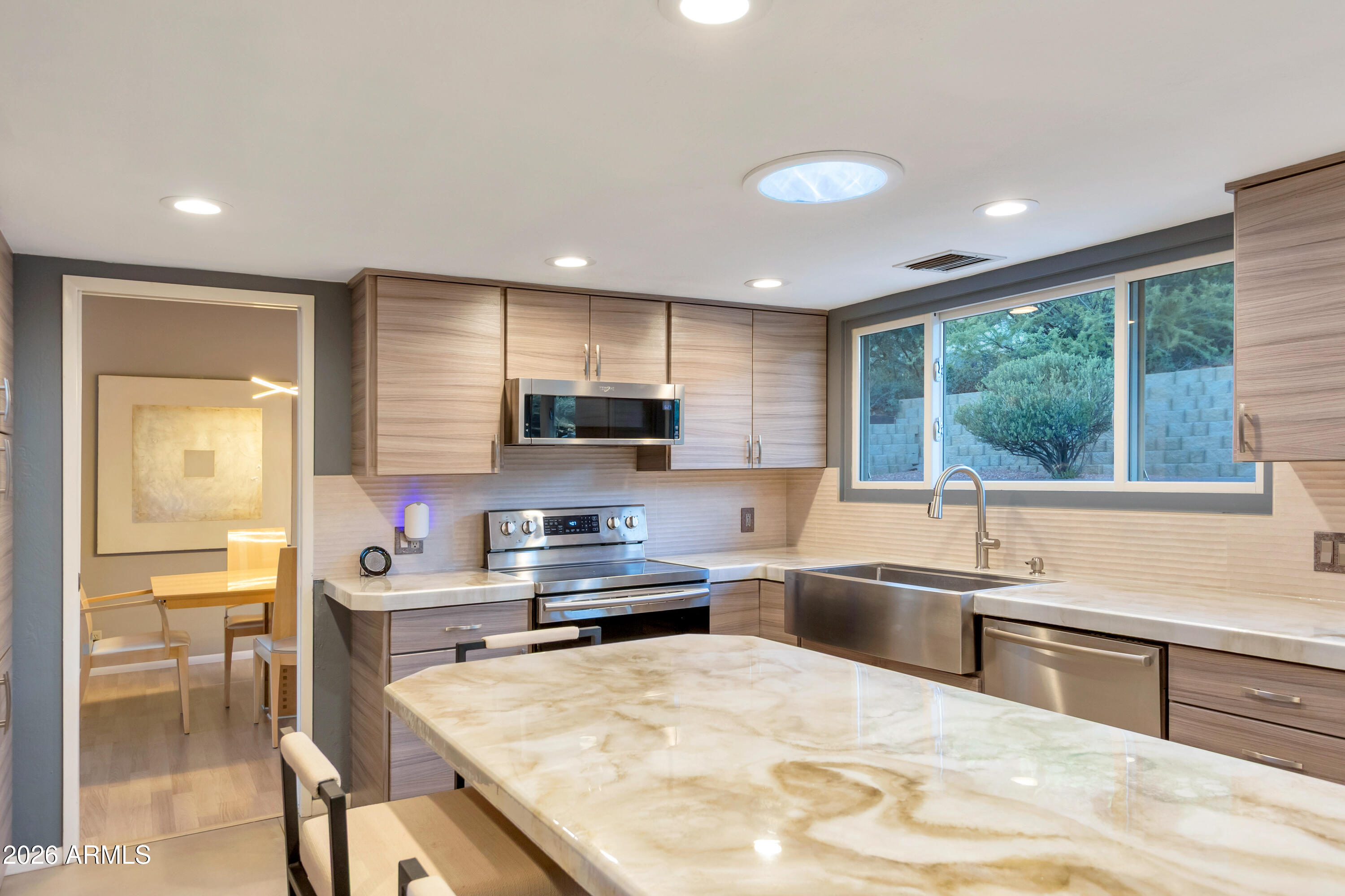 OAK CREEK - Residential