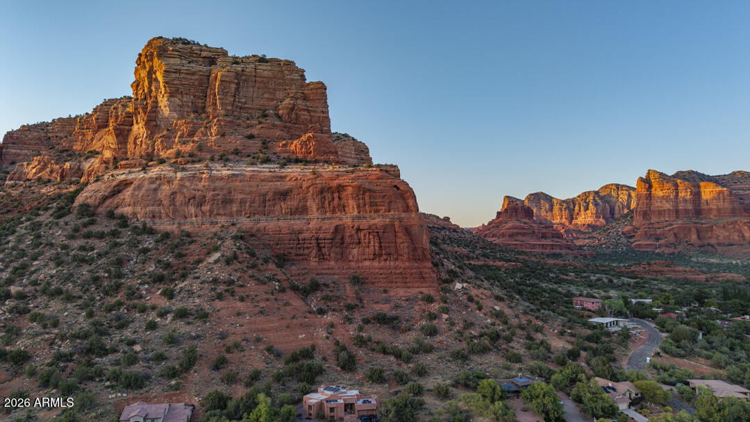 OAK CREEK - Residential