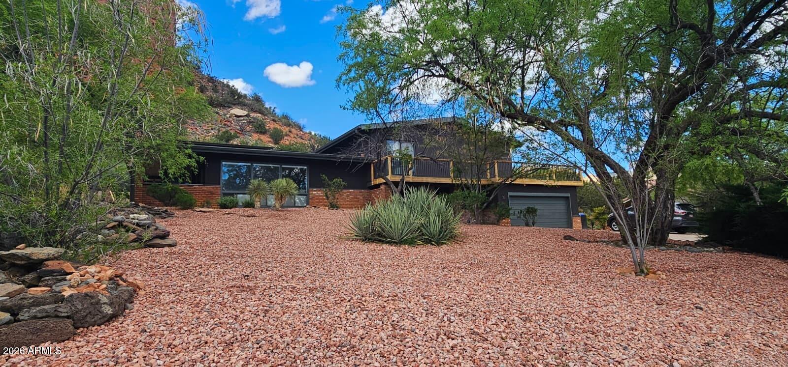 OAK CREEK - Residential