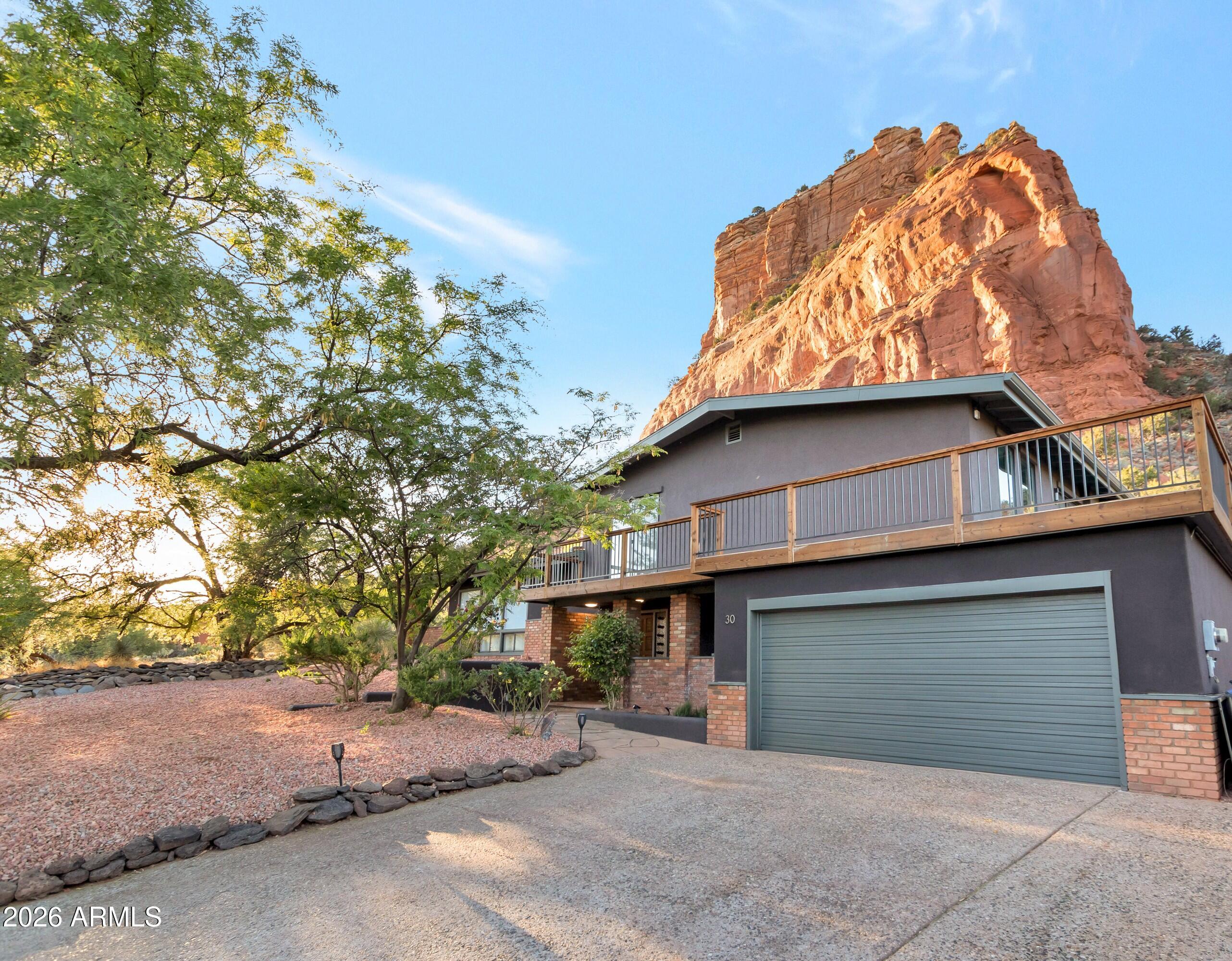 OAK CREEK - Residential