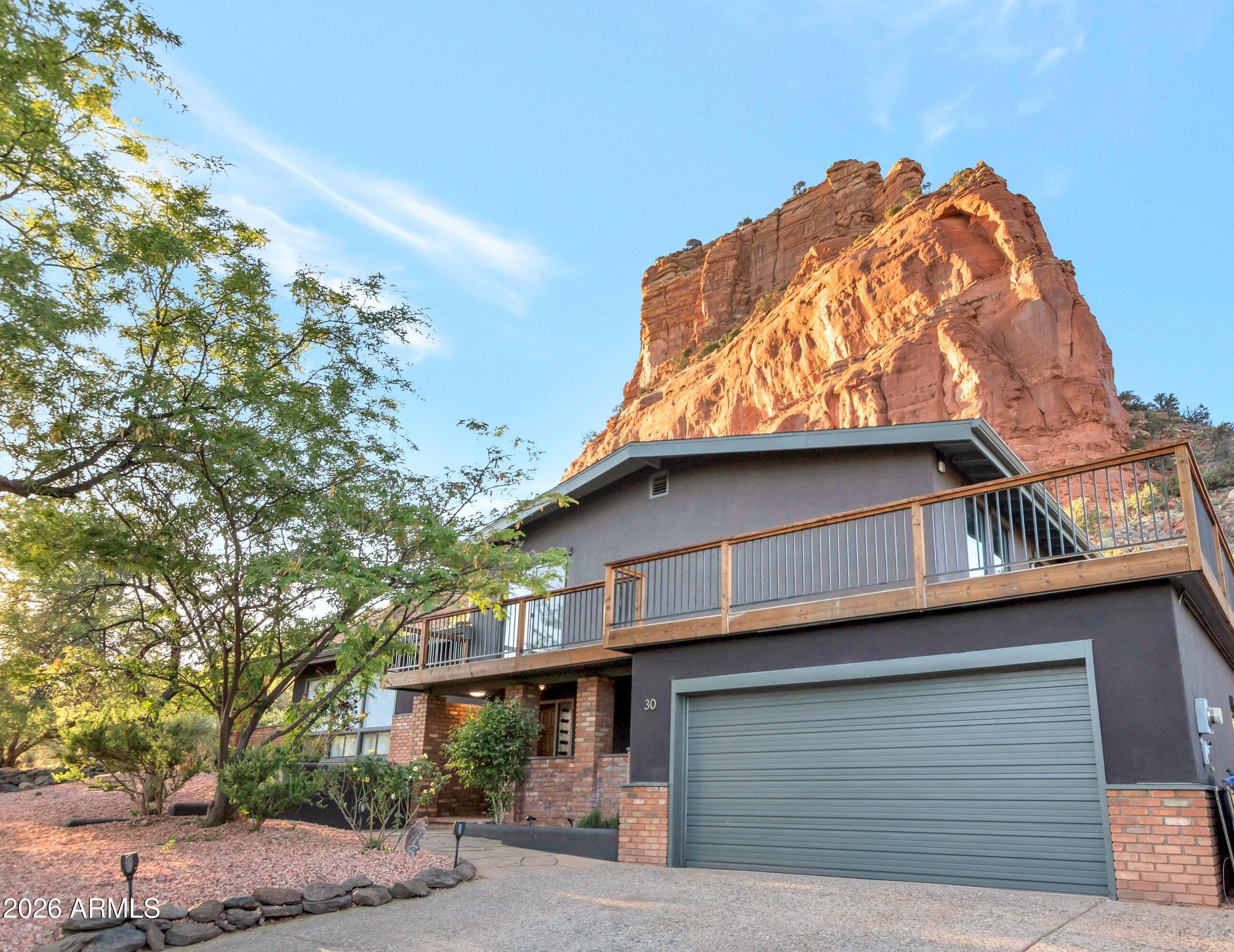 OAK CREEK - Residential