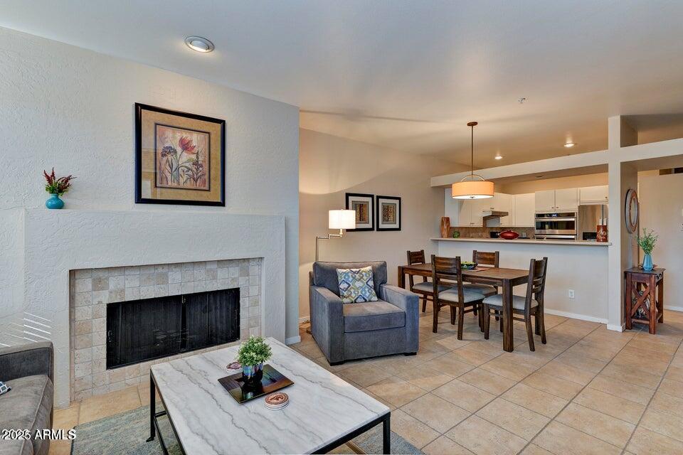 7700 E GAINEY RANCH Road 104