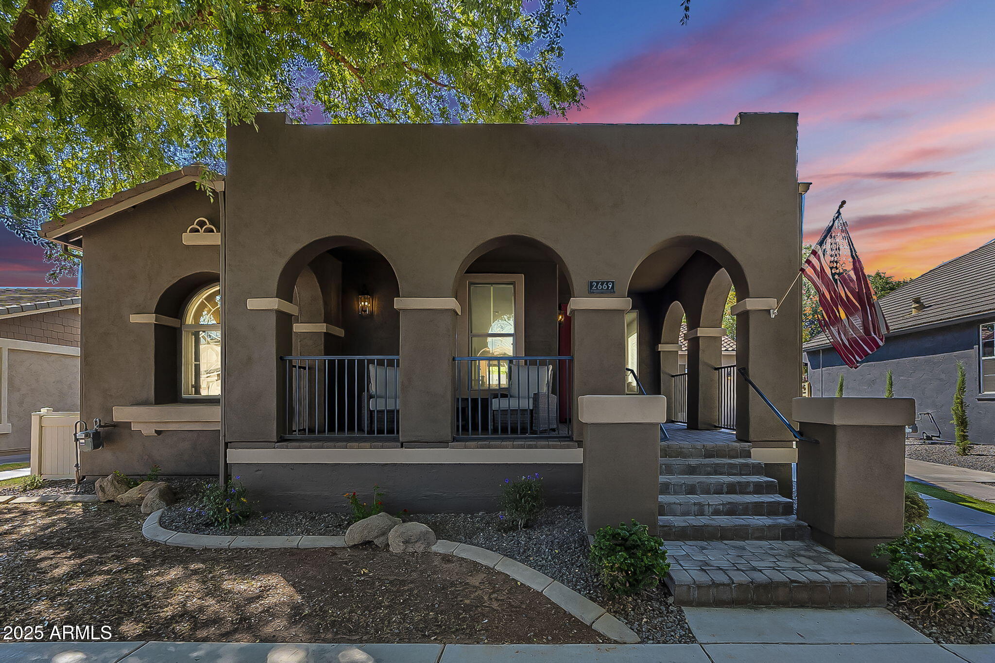2669 E TAMARISK Street