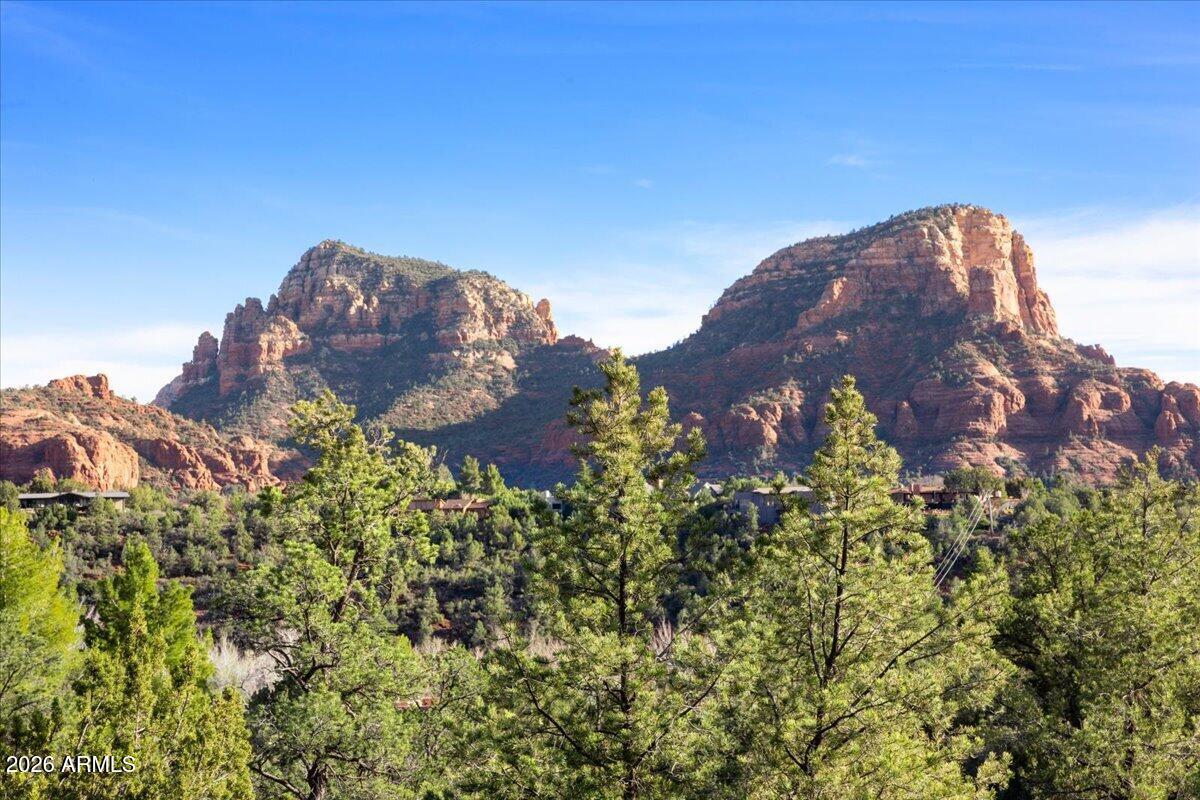 Sedona, Arizona, 86336, United States, 3 Bedrooms Bedrooms, ,3 BathroomsBathrooms,Residential,Active,2022374