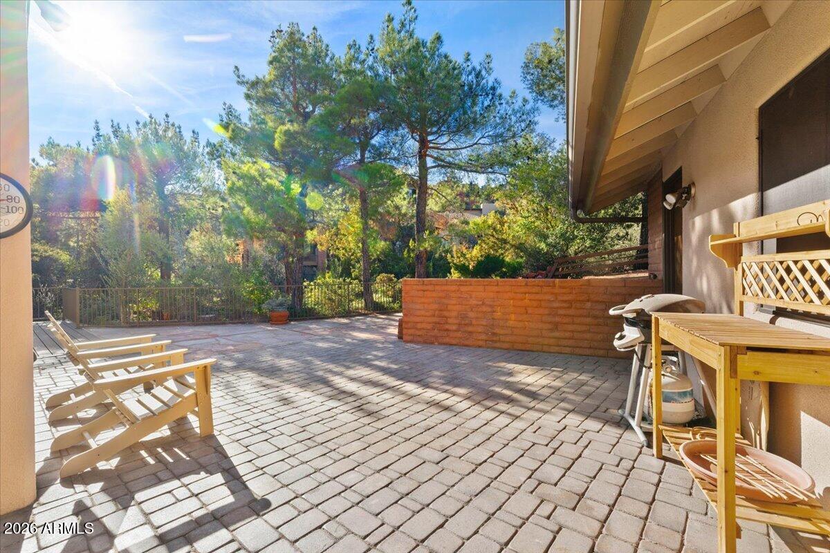 Sedona, Arizona, 86336, United States, 3 Bedrooms Bedrooms, ,3 BathroomsBathrooms,Residential,Active,2022374