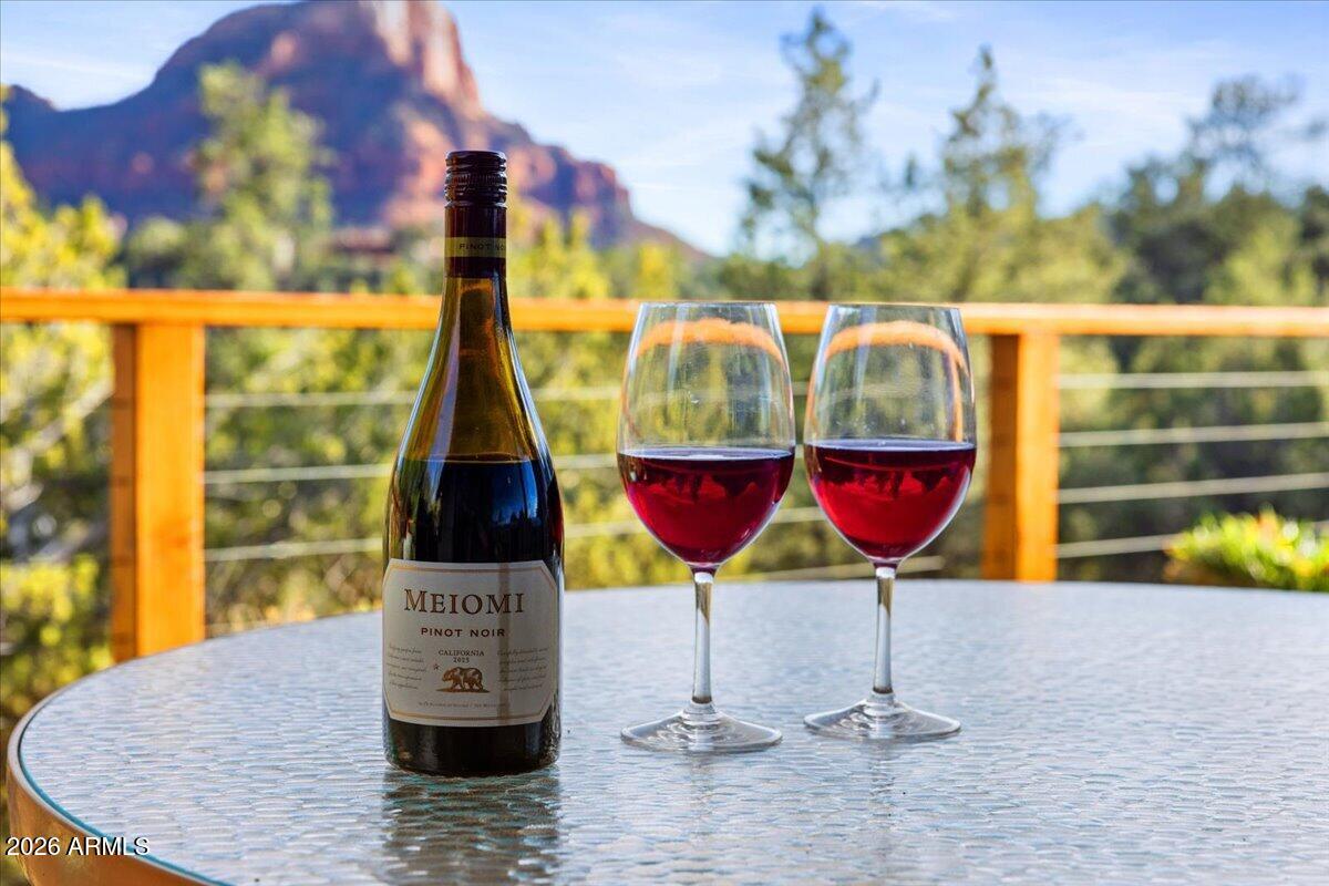 Sedona, Arizona, 86336, United States, 3 Bedrooms Bedrooms, ,3 BathroomsBathrooms,Residential,Active,2022374