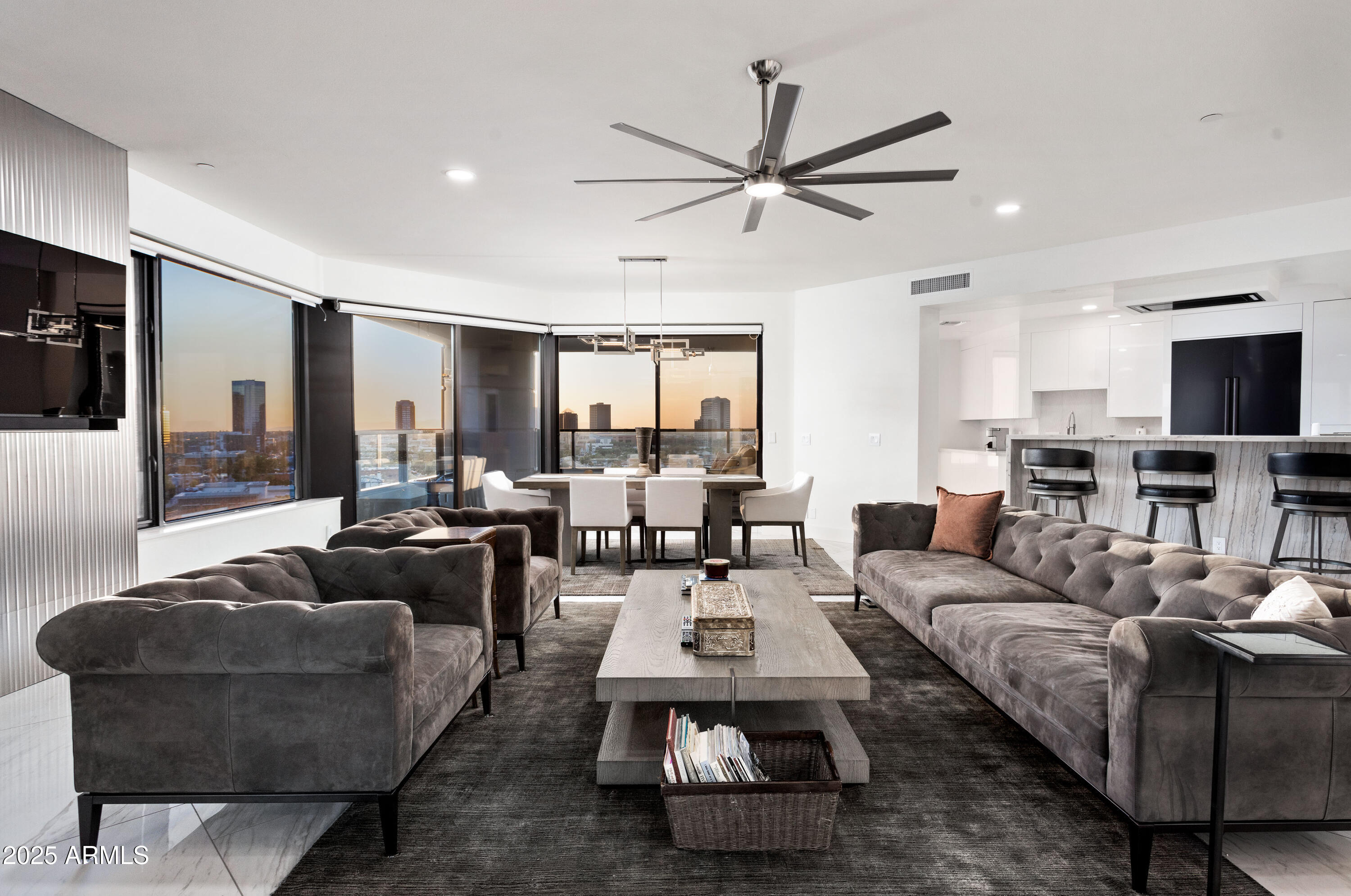 Homes for Sale in Queen Creek Arizona 2 1040 E OSBORN Road 904