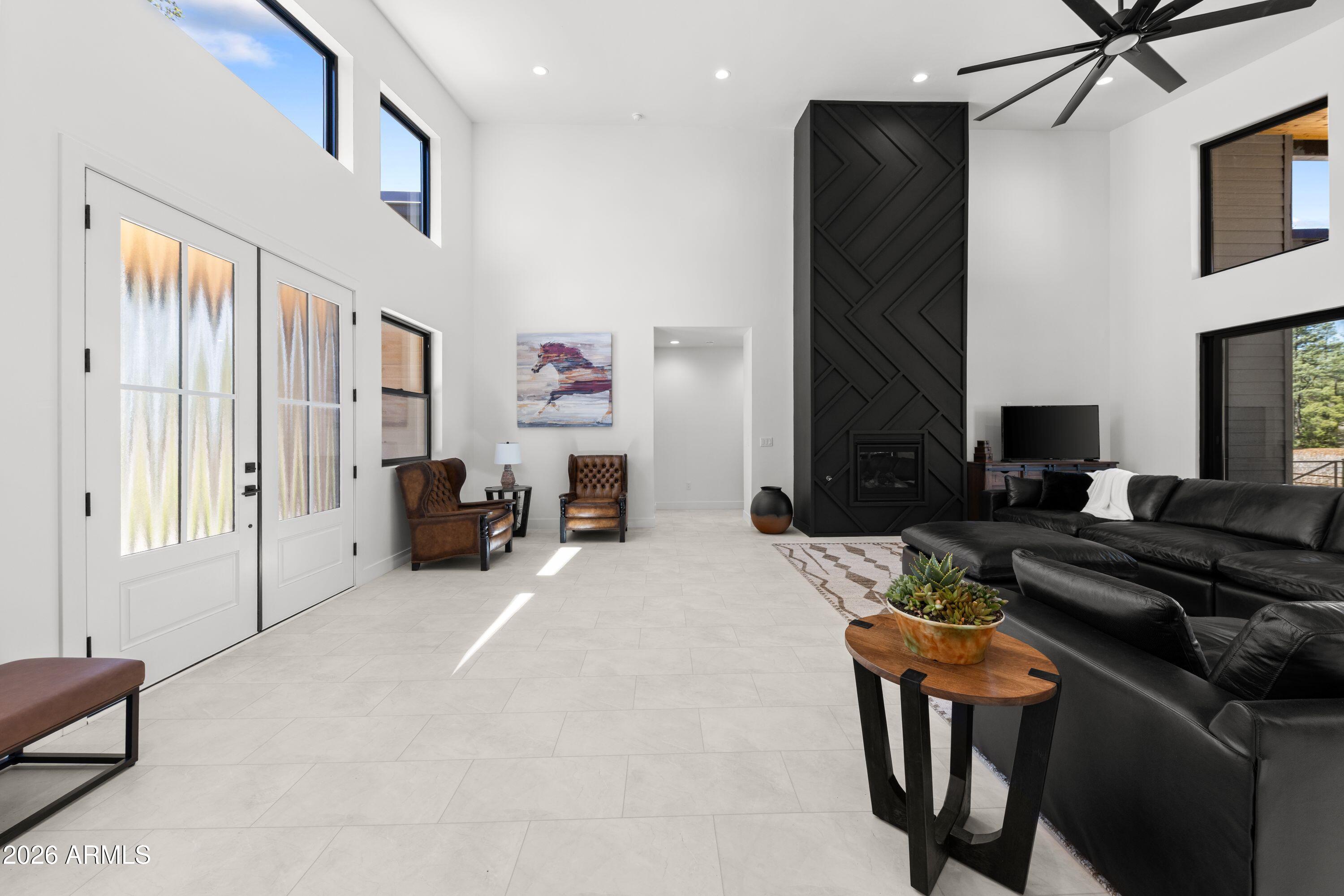 3439 Bear Mountain Drive 17