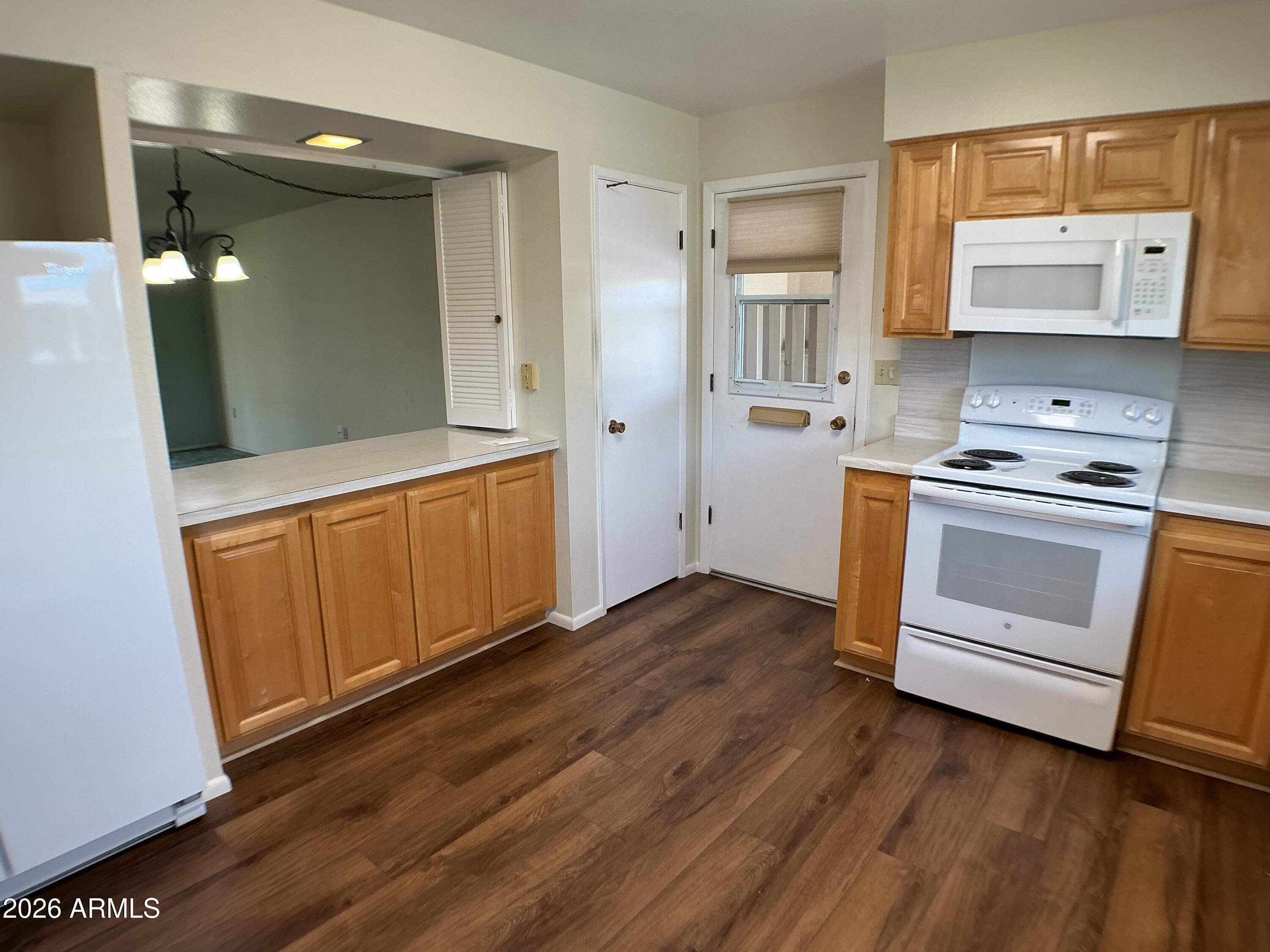 10419 W CORTE DEL SOL OESTE --