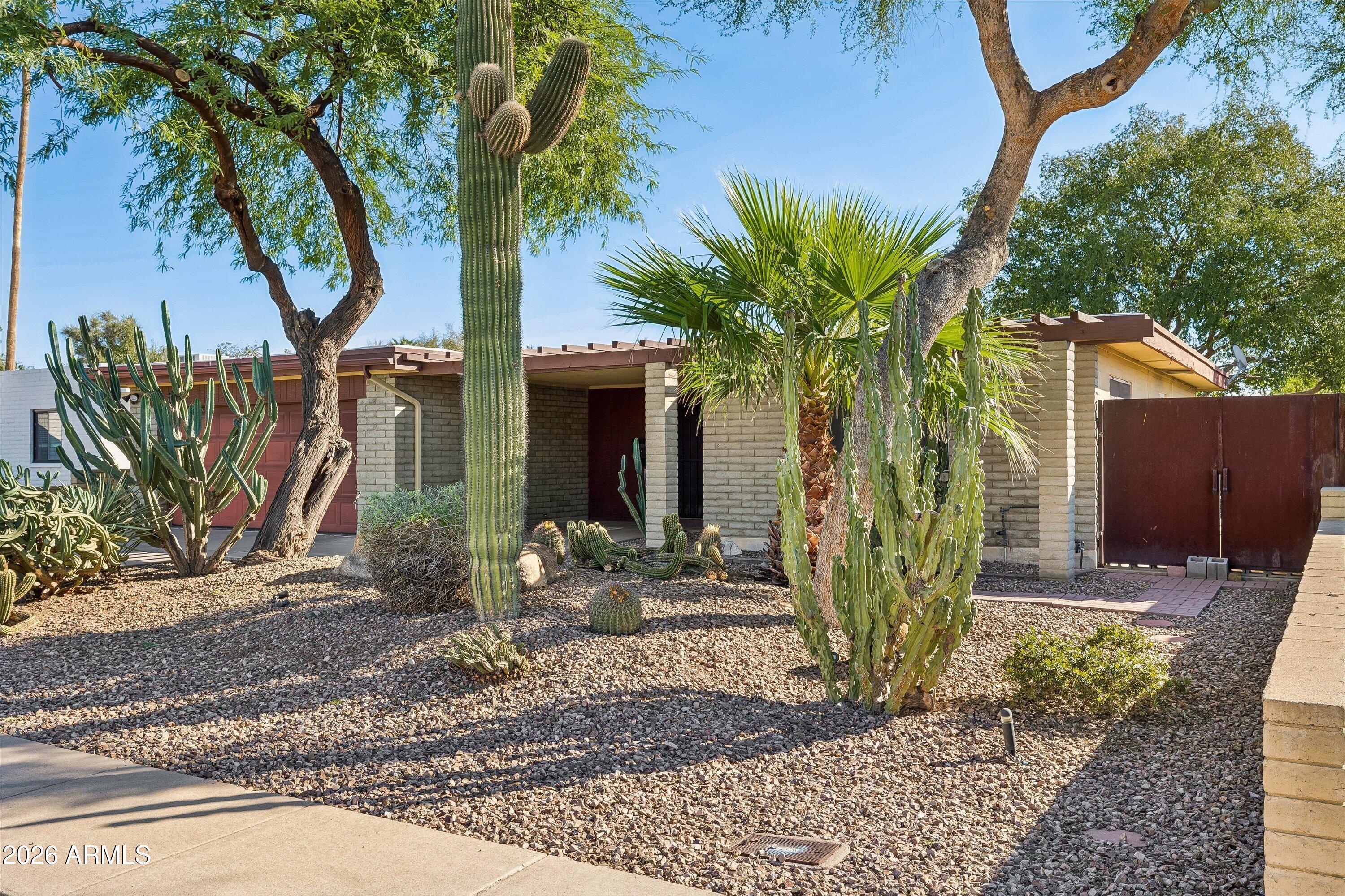 3835 N 34TH Place