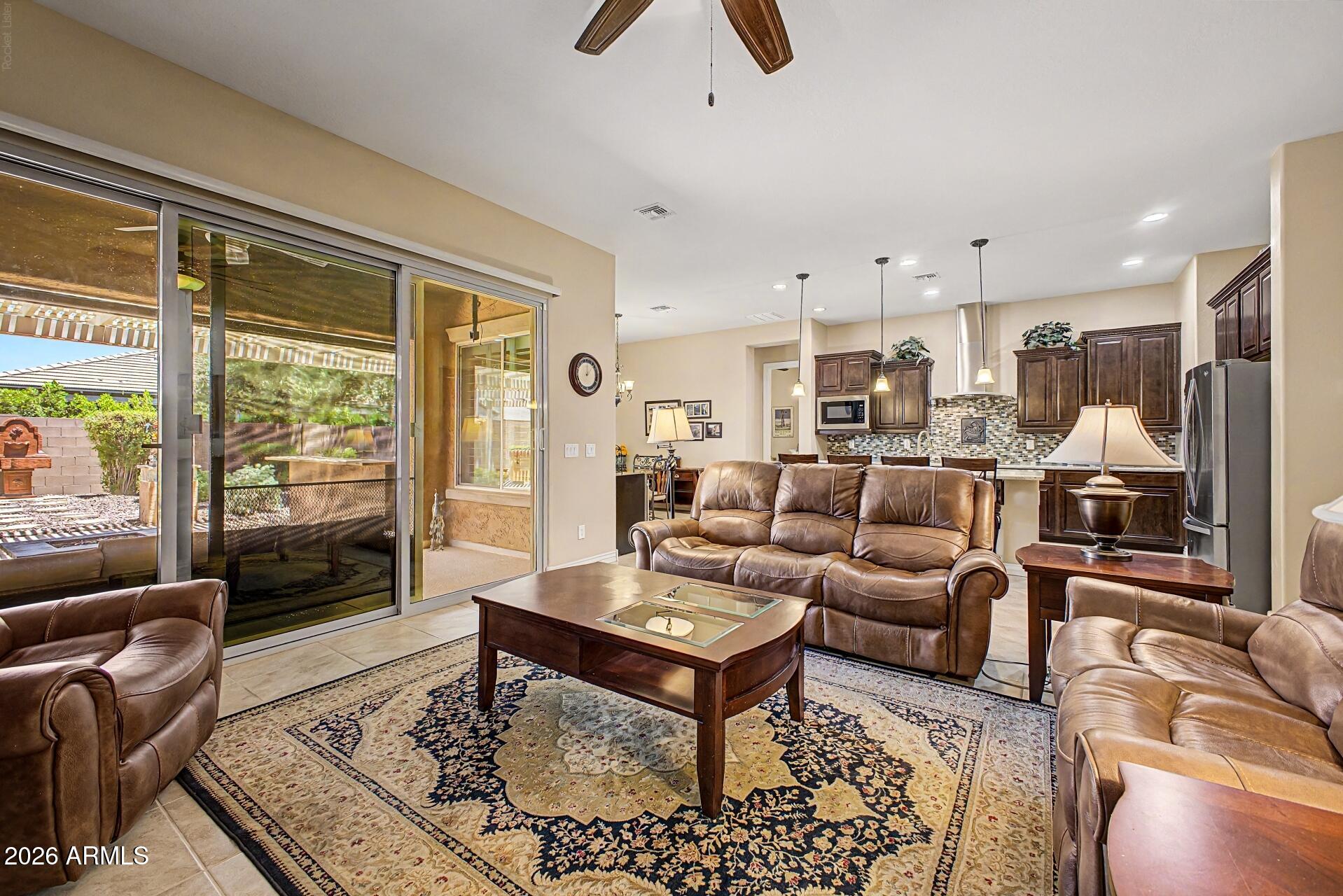 18468 W PARADISE Lane