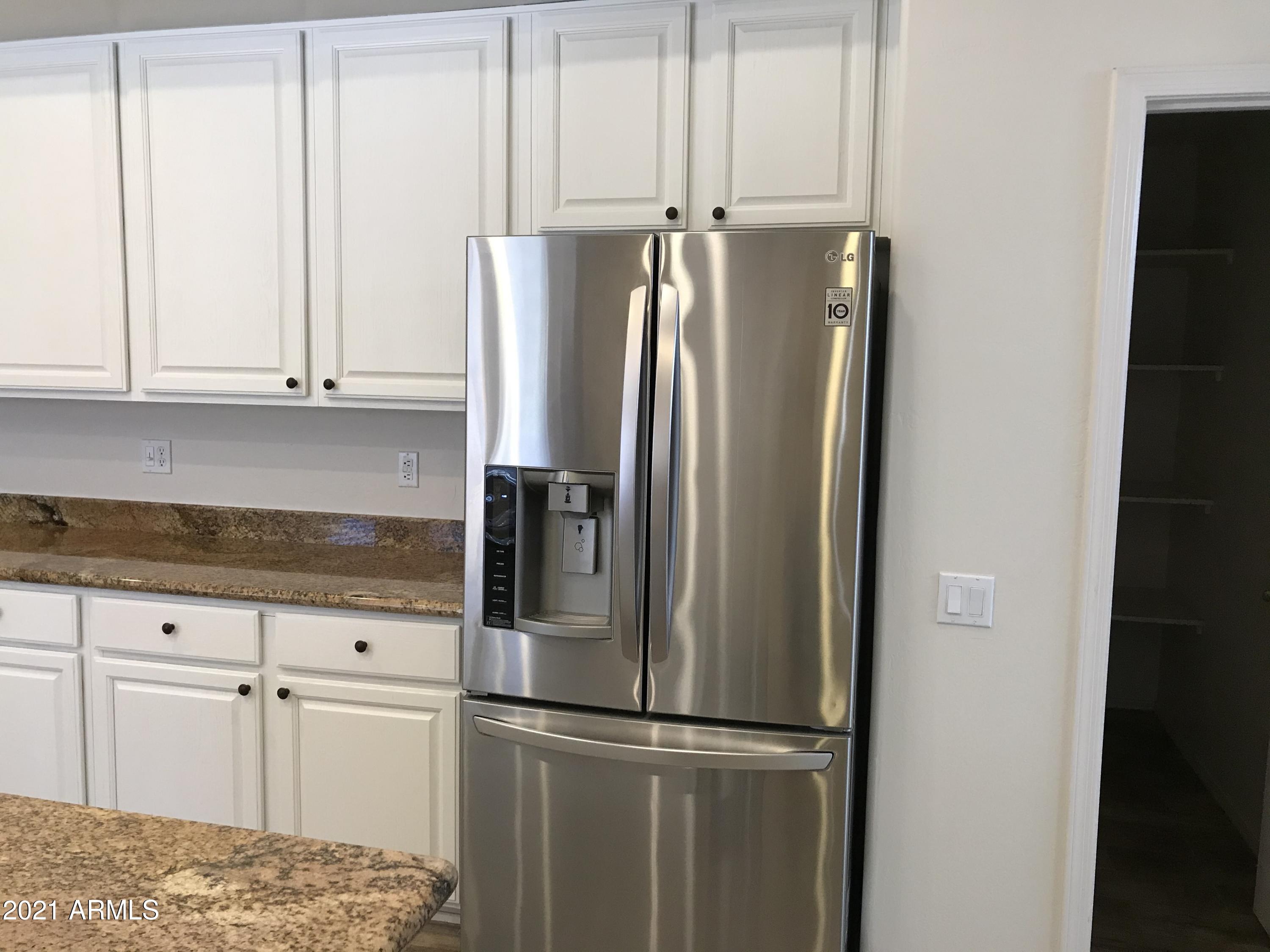 5333 E ANDERSON Drive