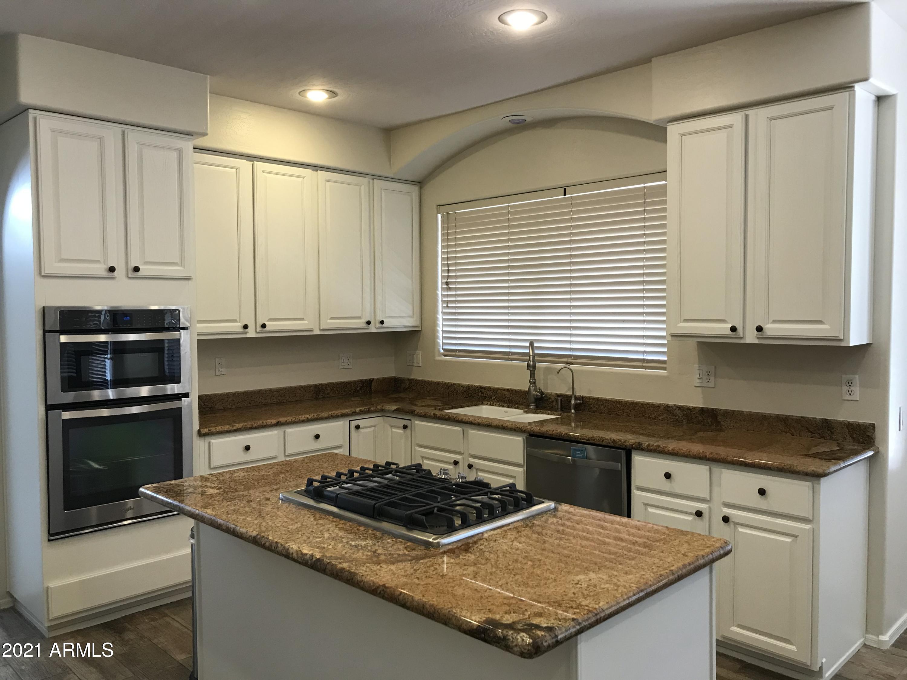 5333 E ANDERSON Drive