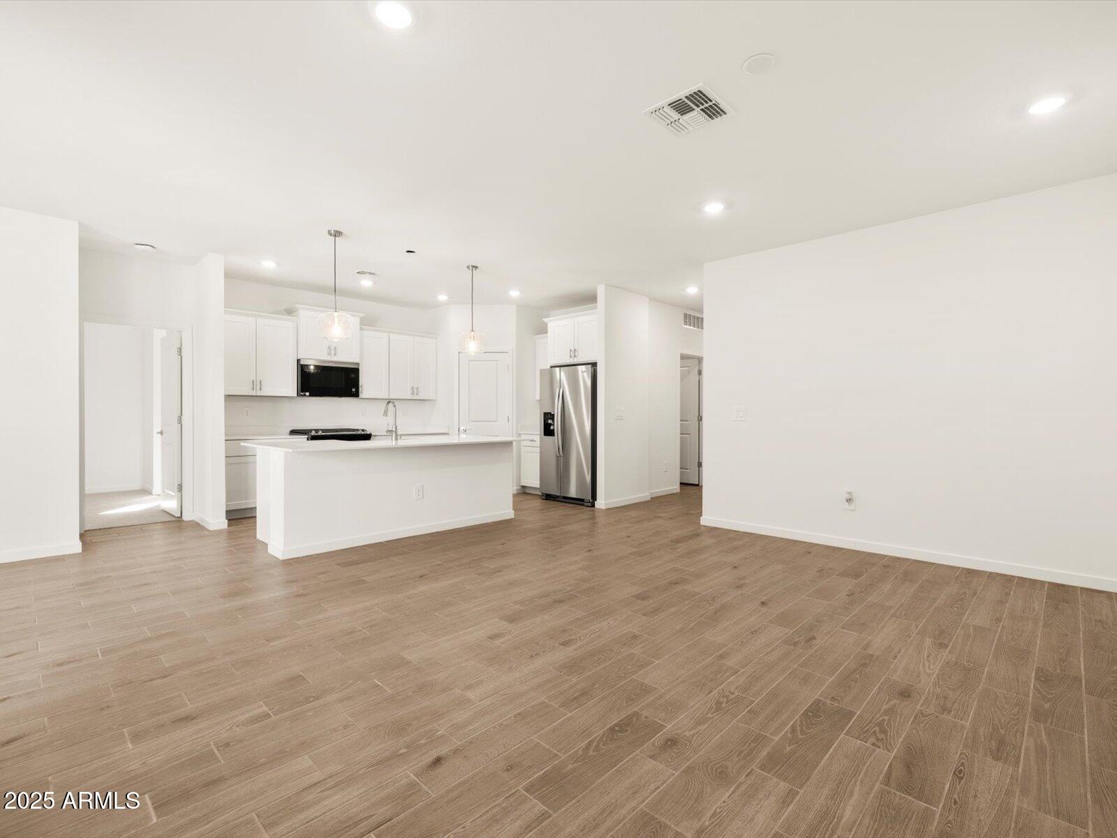 37072 W VERA CRUZ Drive