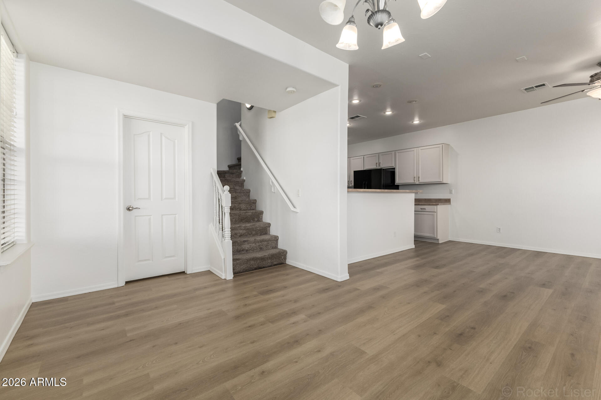 6710 E UNIVERSITY Drive 130