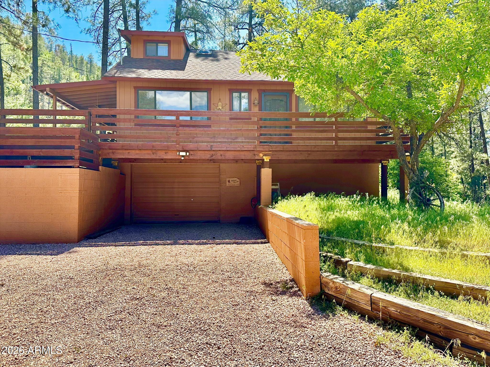 4822 N BRANDON Way